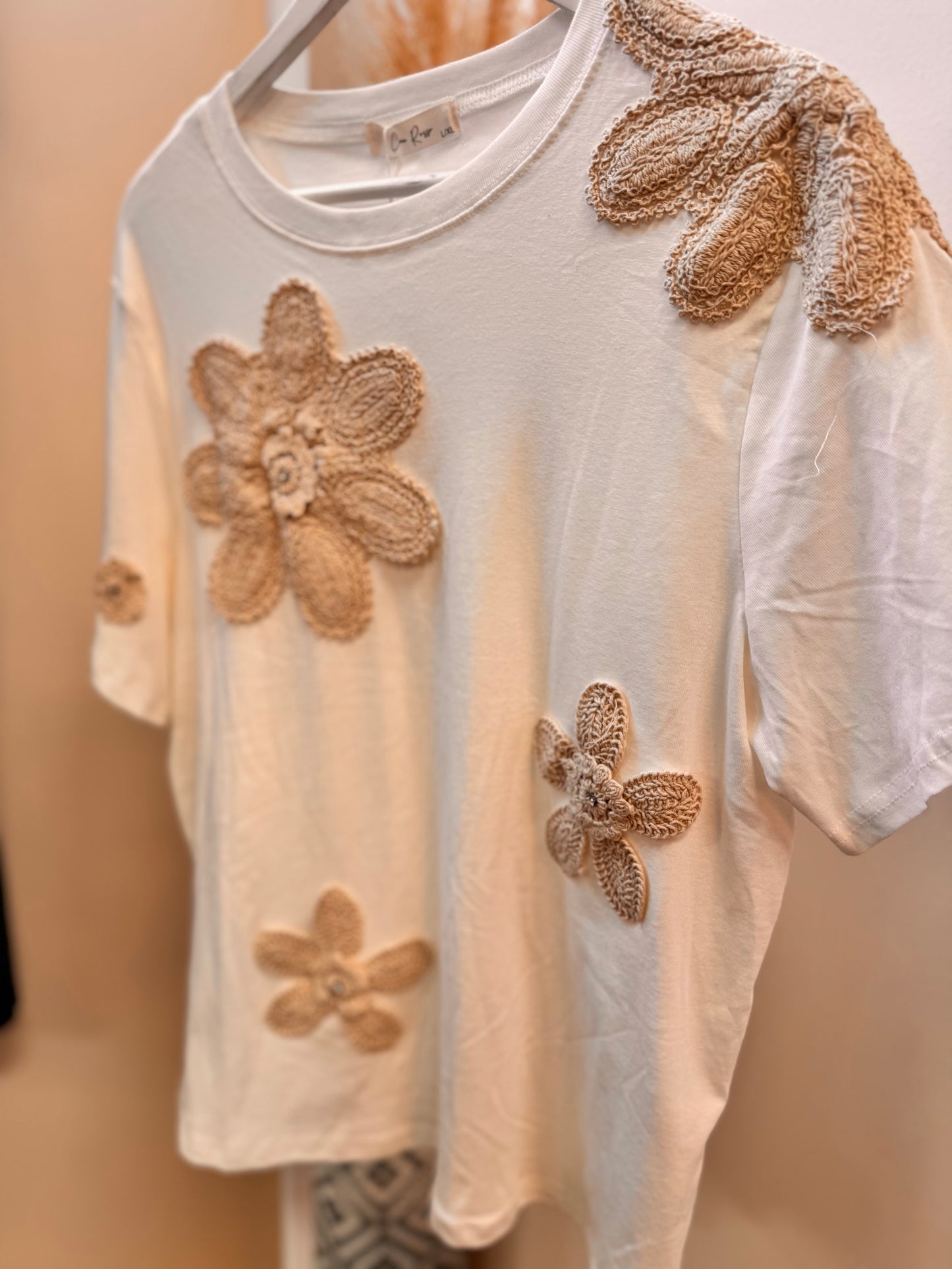 Daisy T-shirt