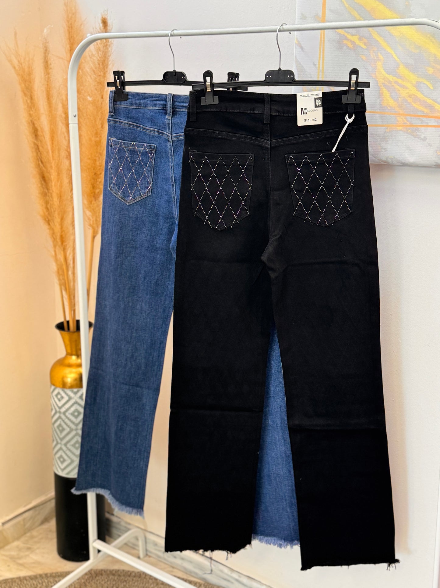 Vanilla black jean
