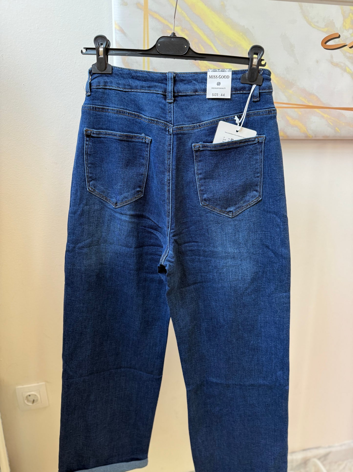 Ismini Boyfriend Jean