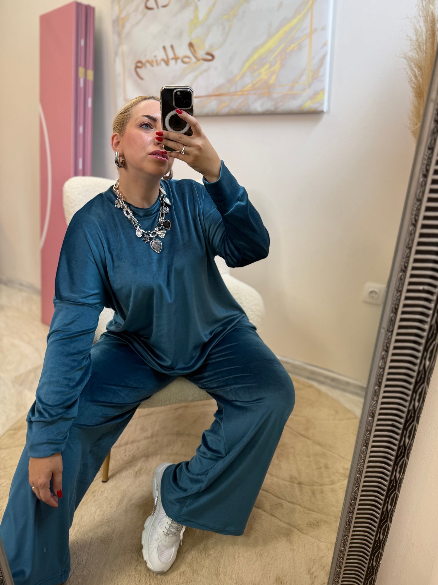 Velvet Set