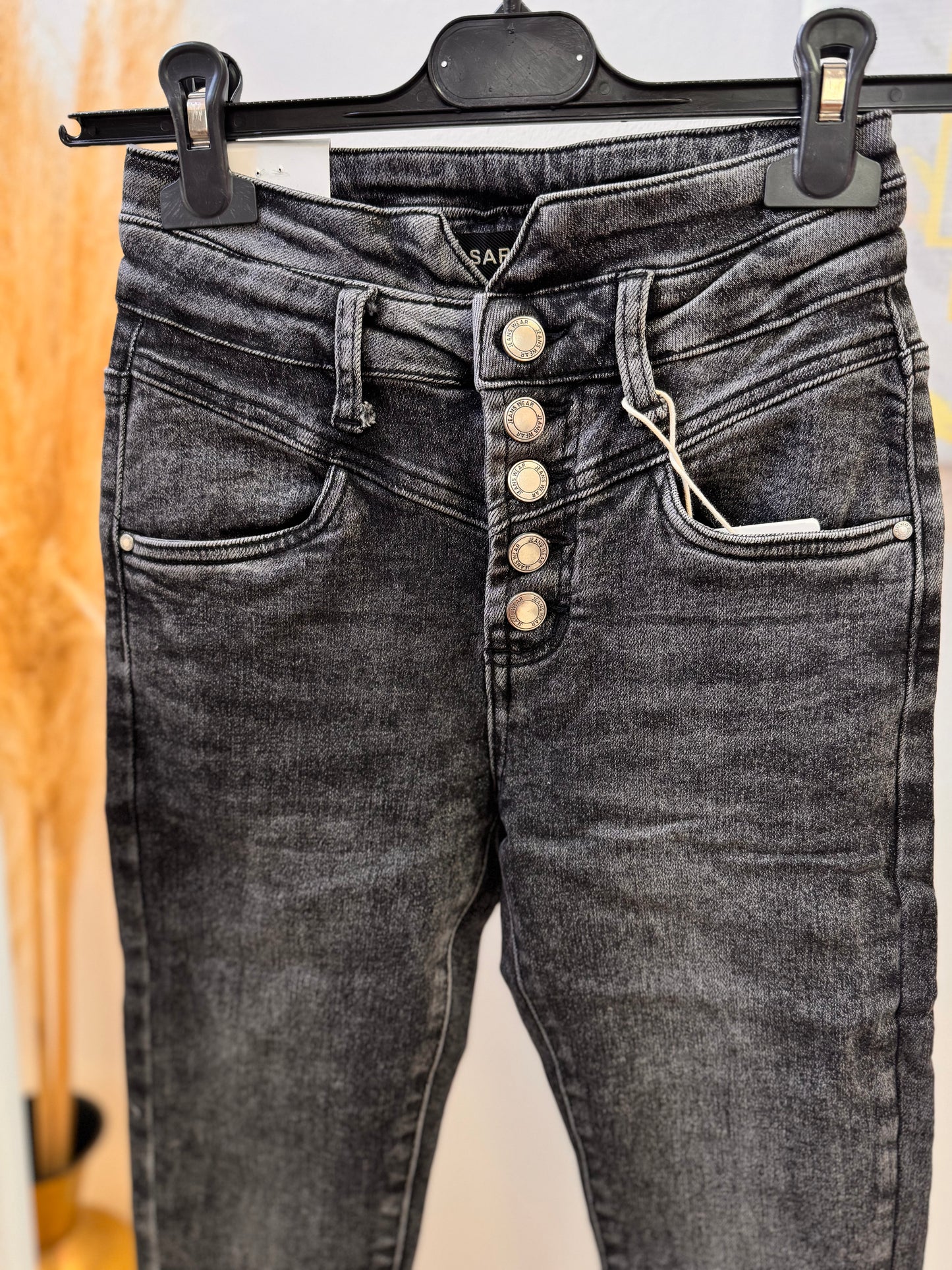 Dione Grey Jean