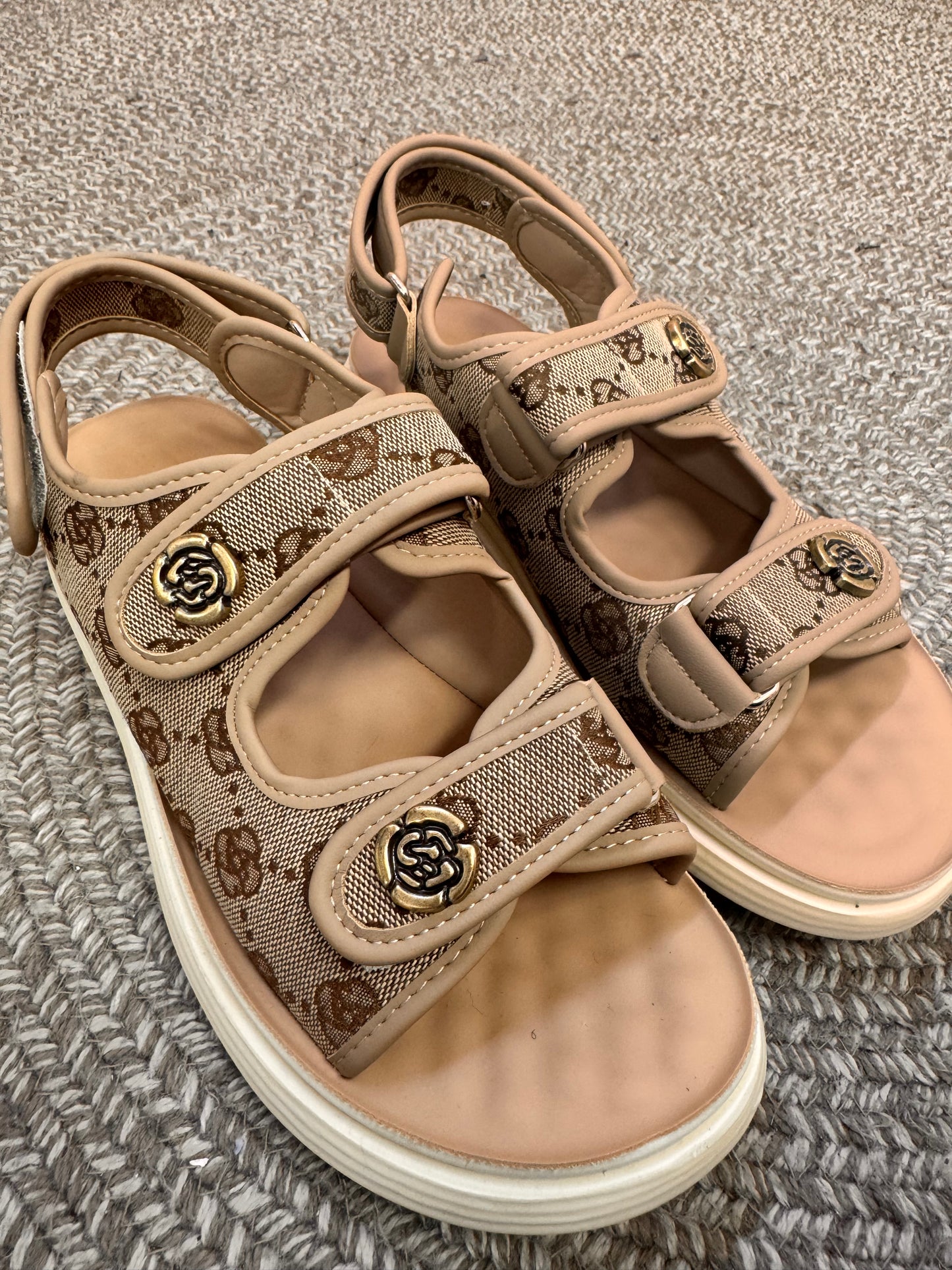 Lucy Beige Sandal