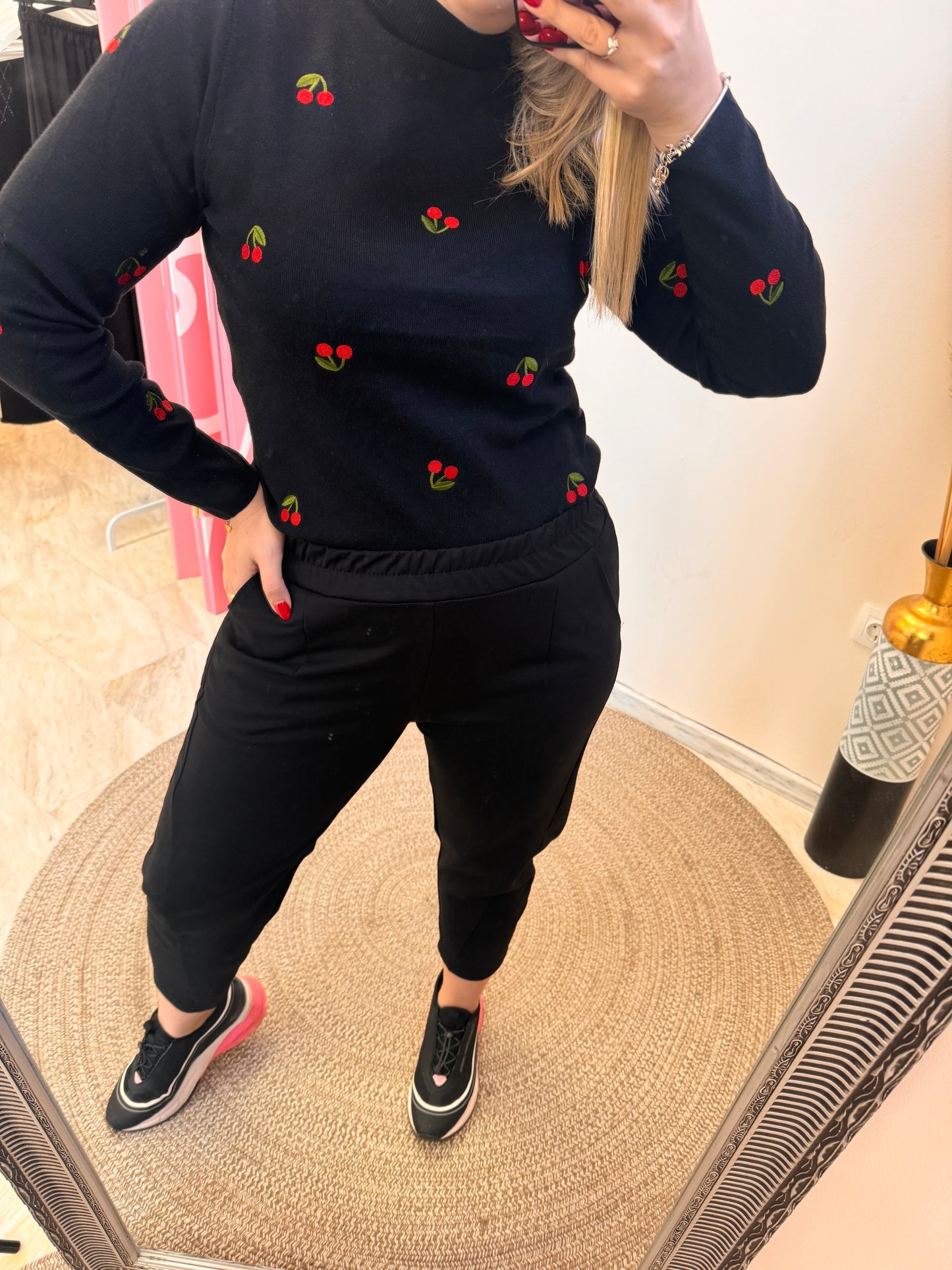 Nefeli Pant