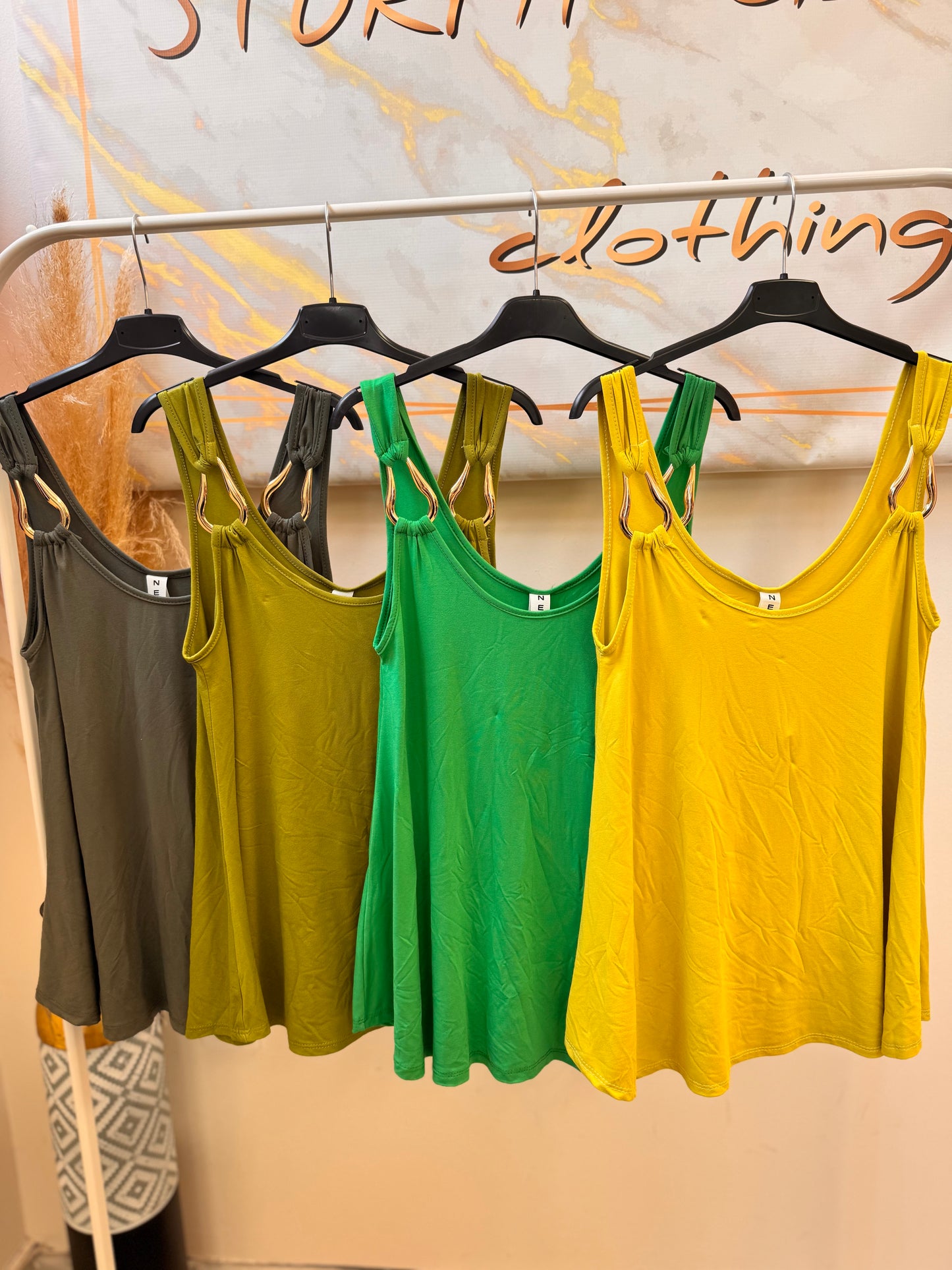 Metalic Gold Top