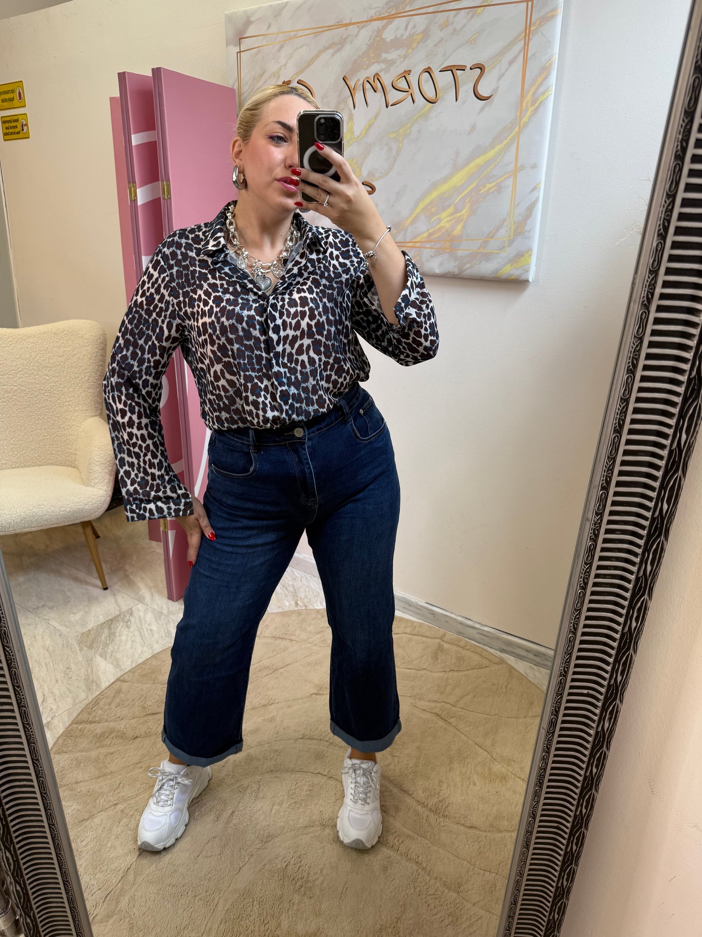 Ismini Boyfriend Jean