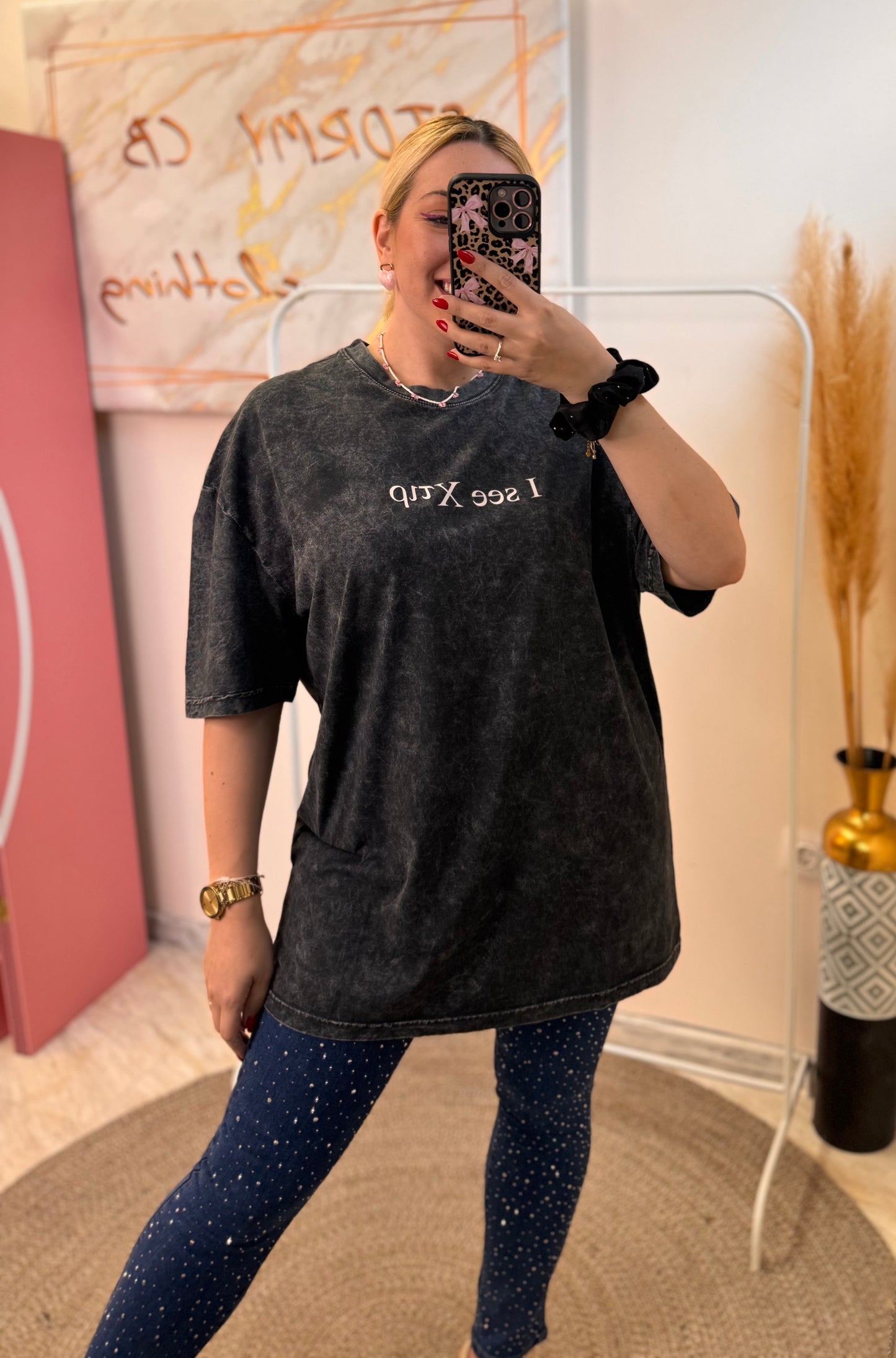 I see χτιρ grey oversized T-shirt