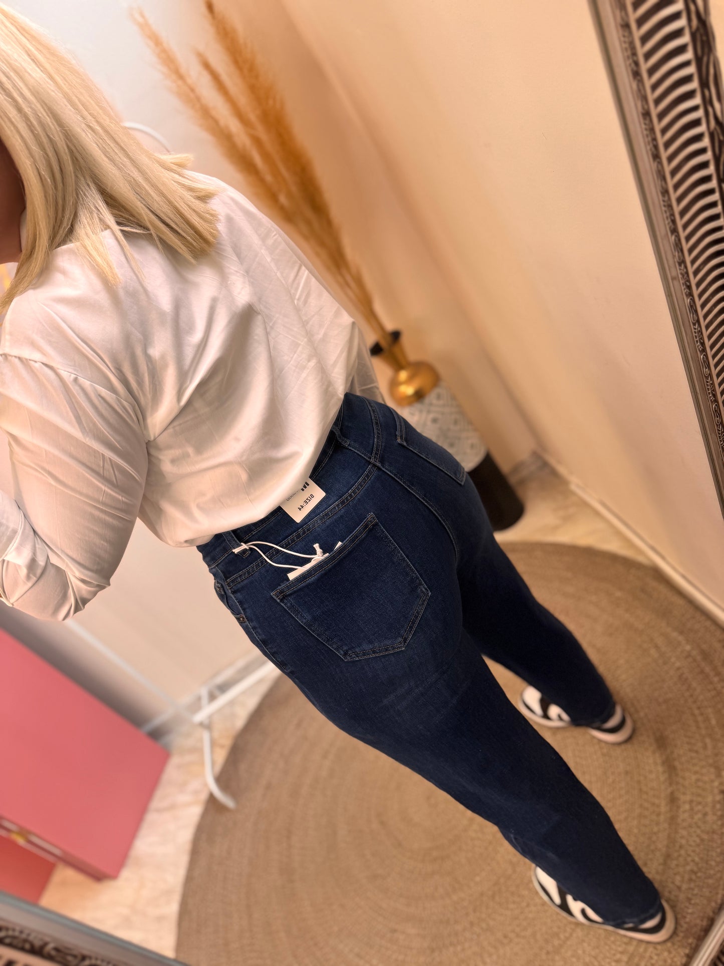Angel Mom Fit Jeani