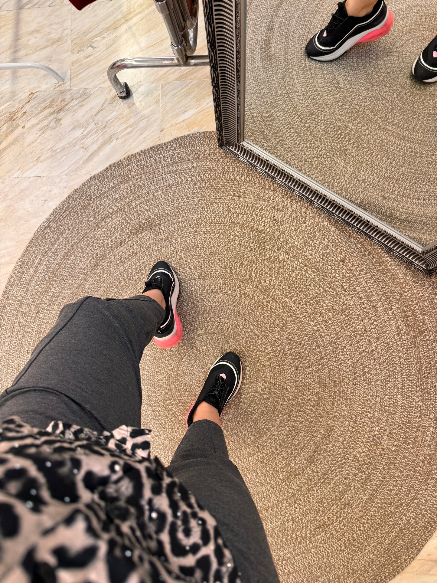 Nefeli Pant