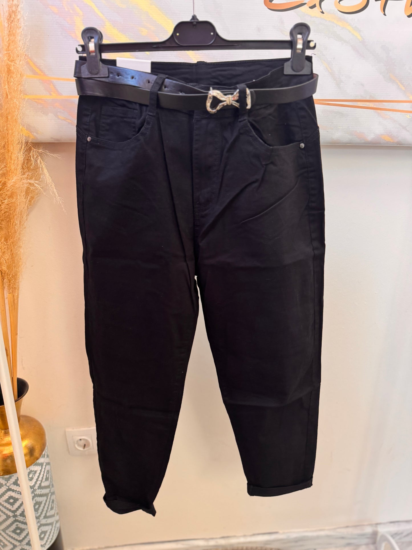 Rose Black Summer Jean