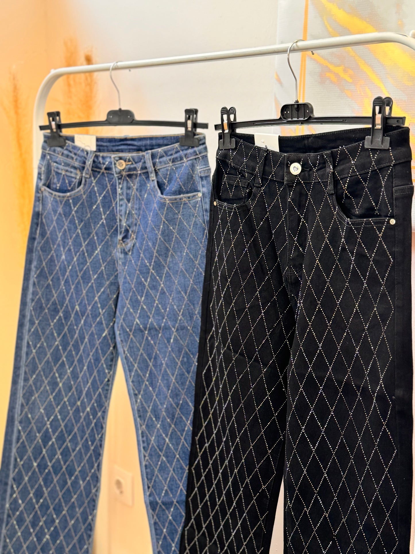 Vanilla black jean