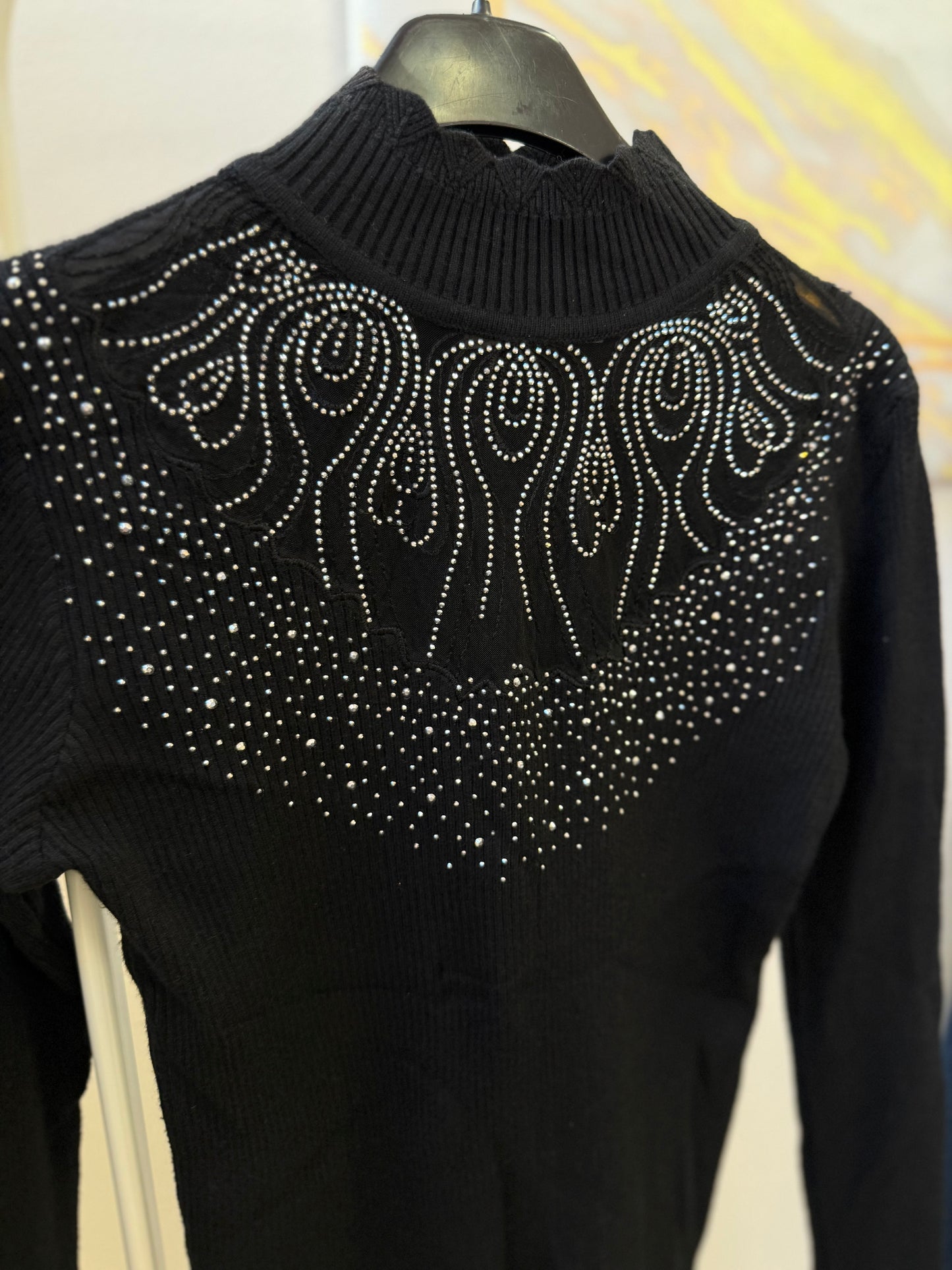 Mina Strass Black