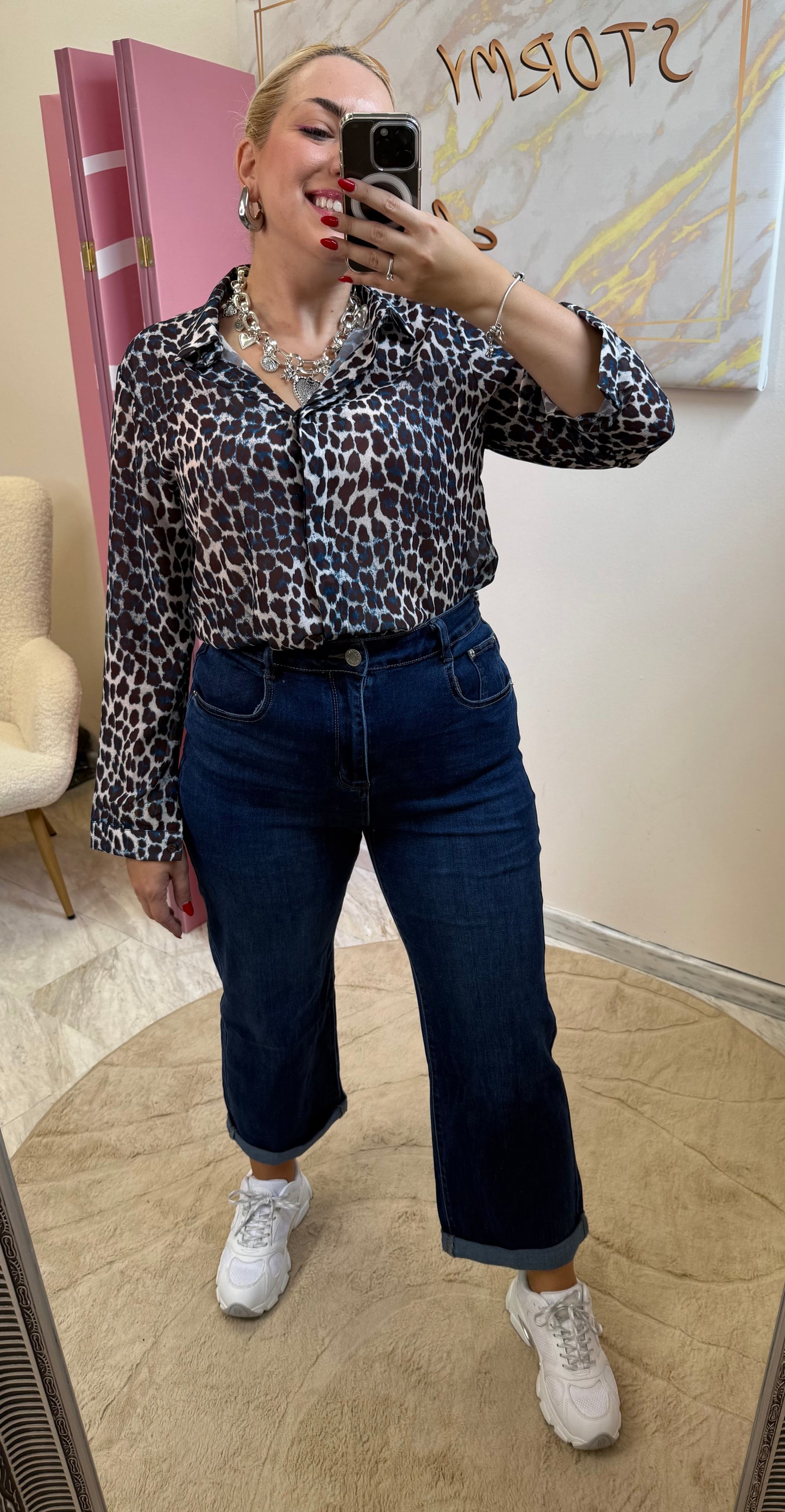 Ismini Boyfriend Jean