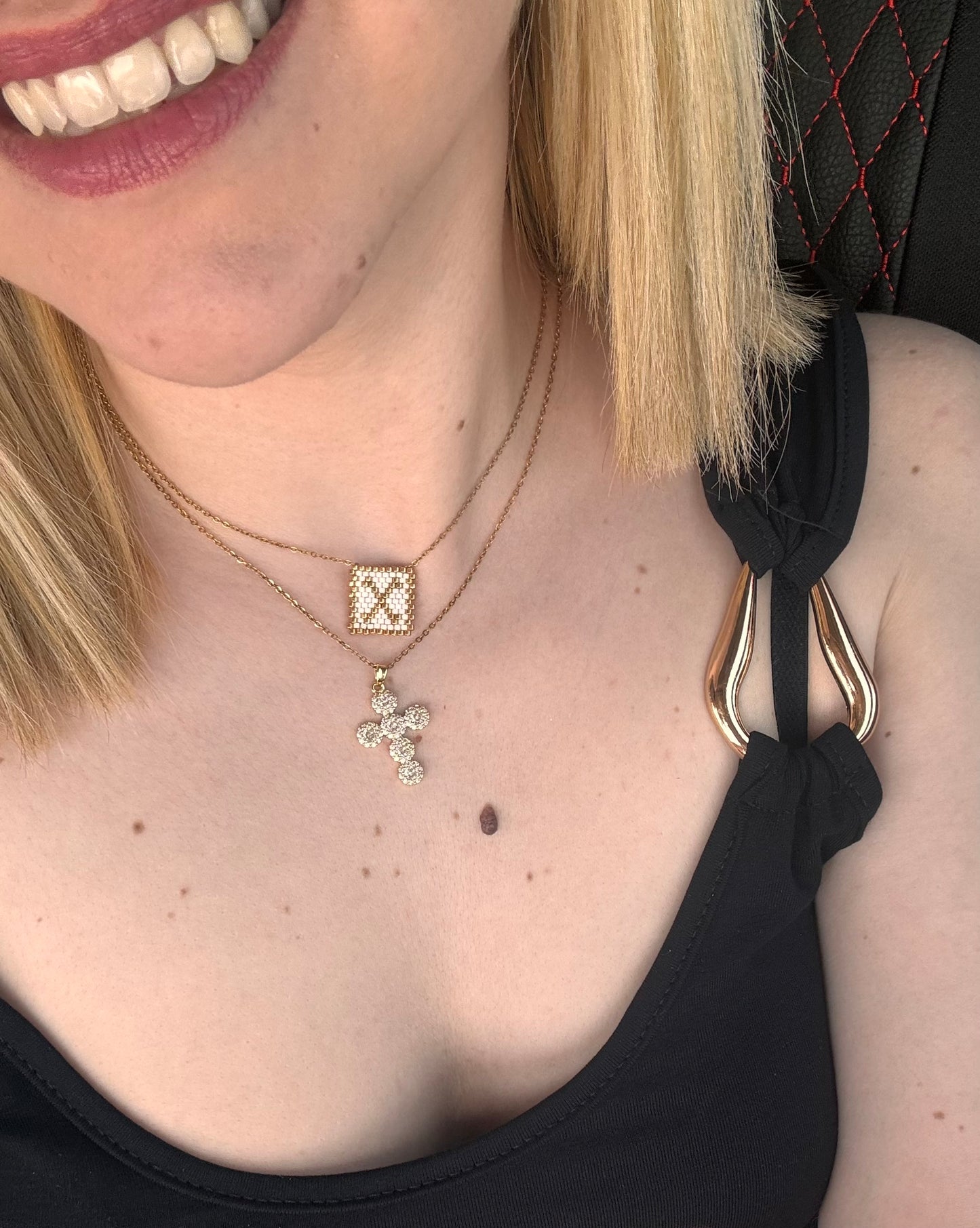 Cross Strass necklace