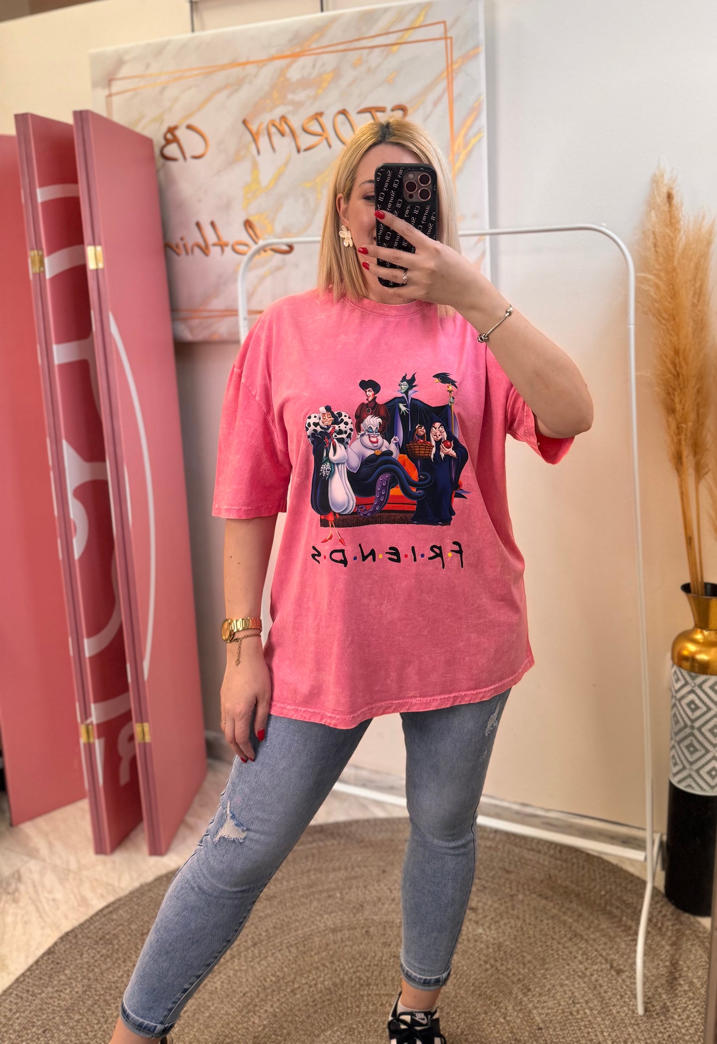 Friends Pink Oversized T-shirt