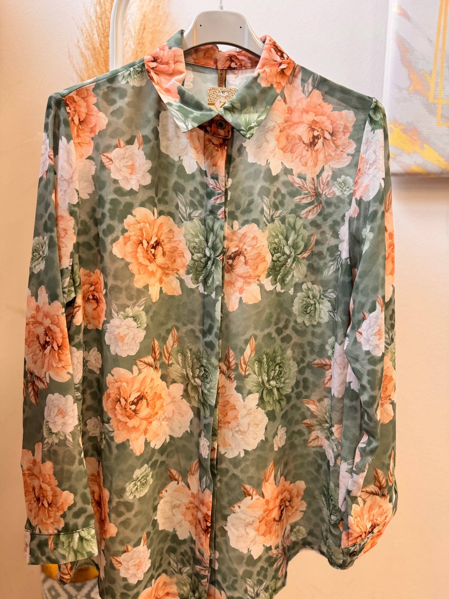 Leopard and Flowers Green
