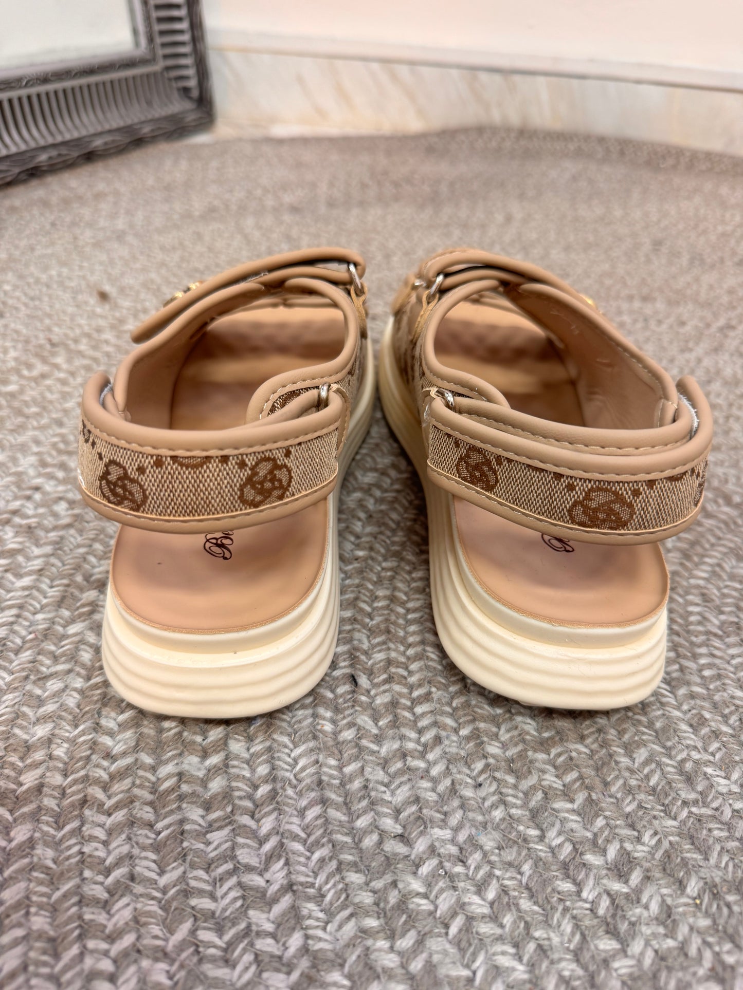 Lucy Beige Sandal