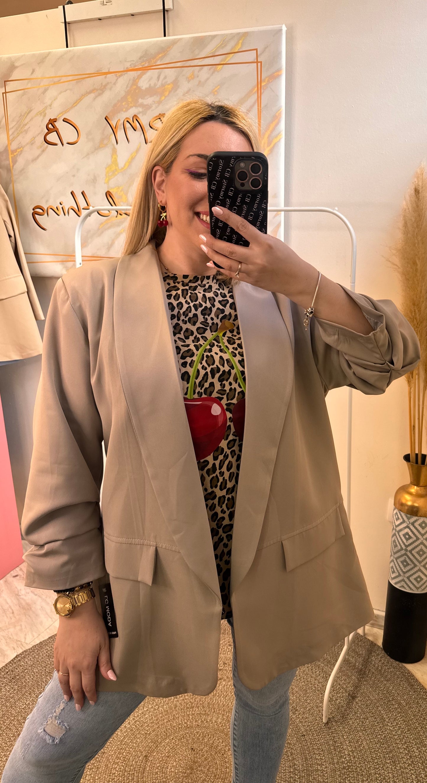 PLUS SIZE ΜΟΝΟΧΡΩΜΟ ΣΑΚΑΚΙ