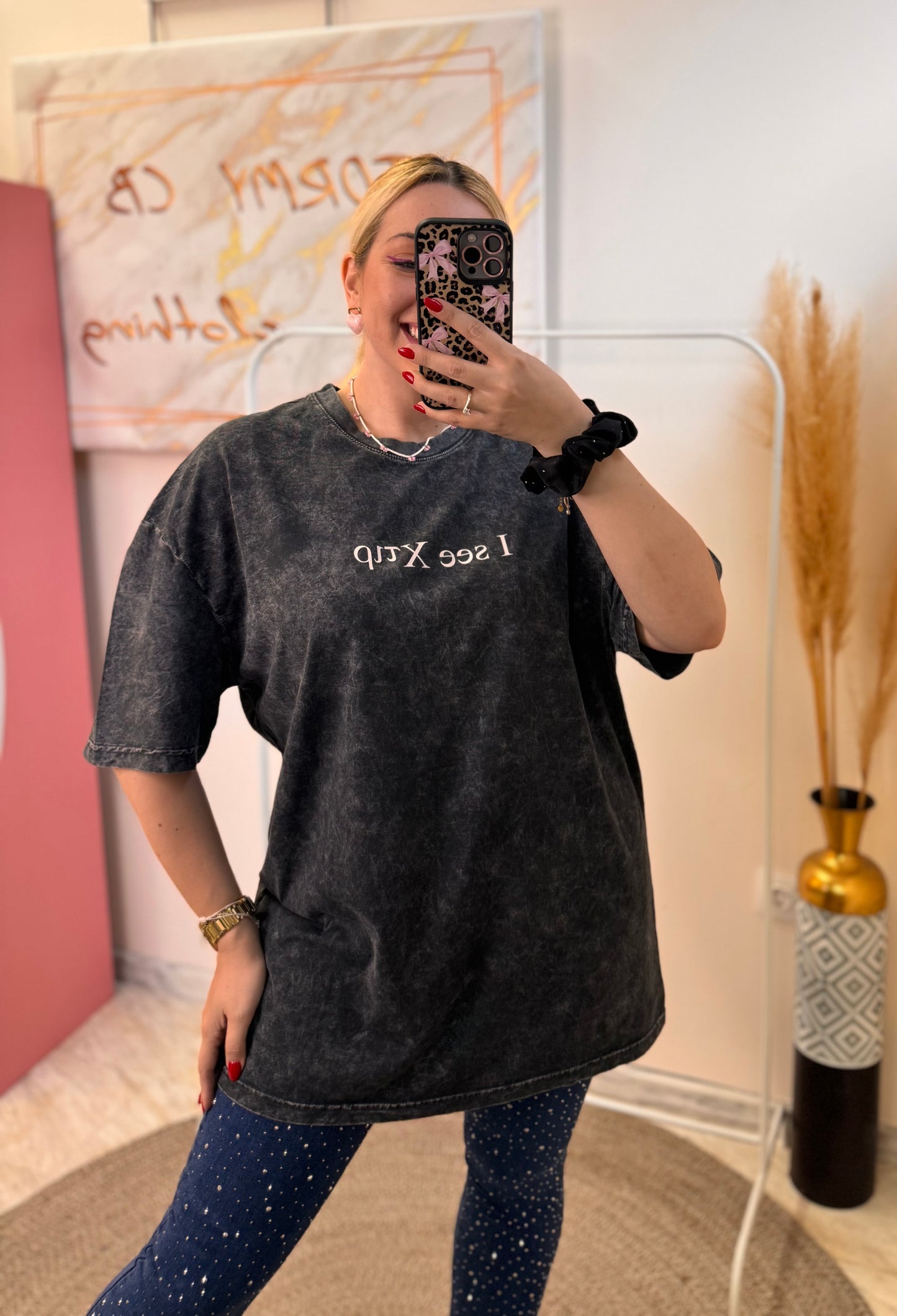 I see χτιρ grey oversized T-shirt