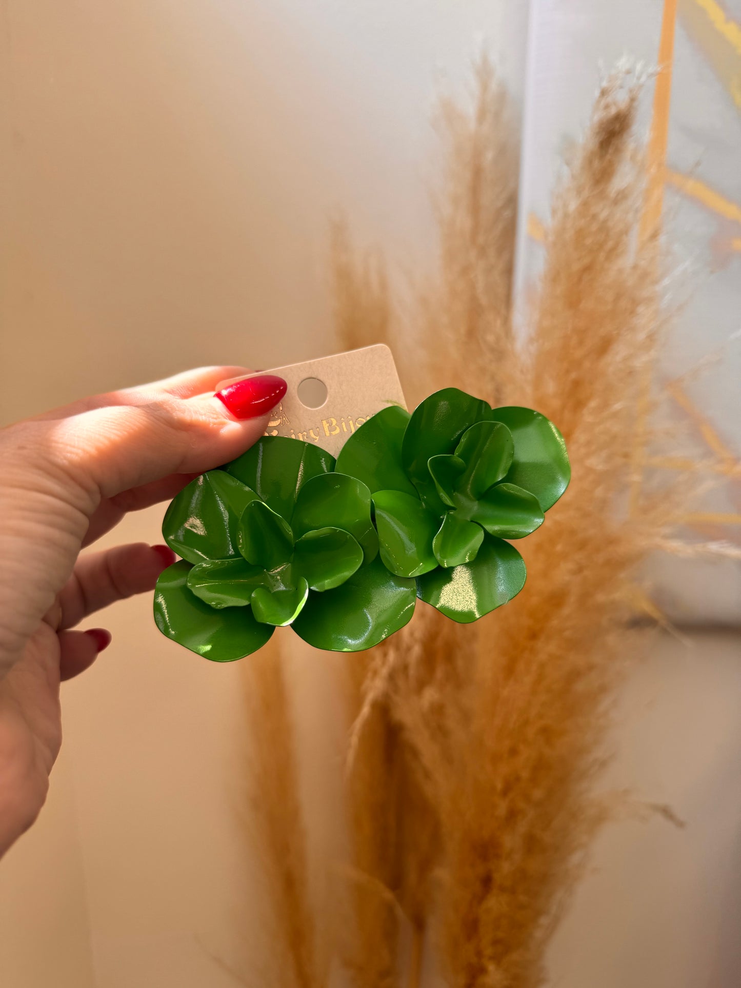 Flower green earrings