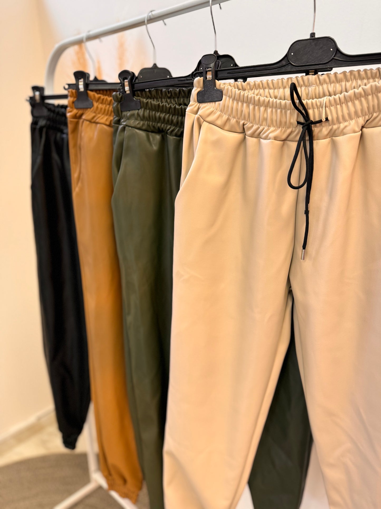 Rihana Leather Pant