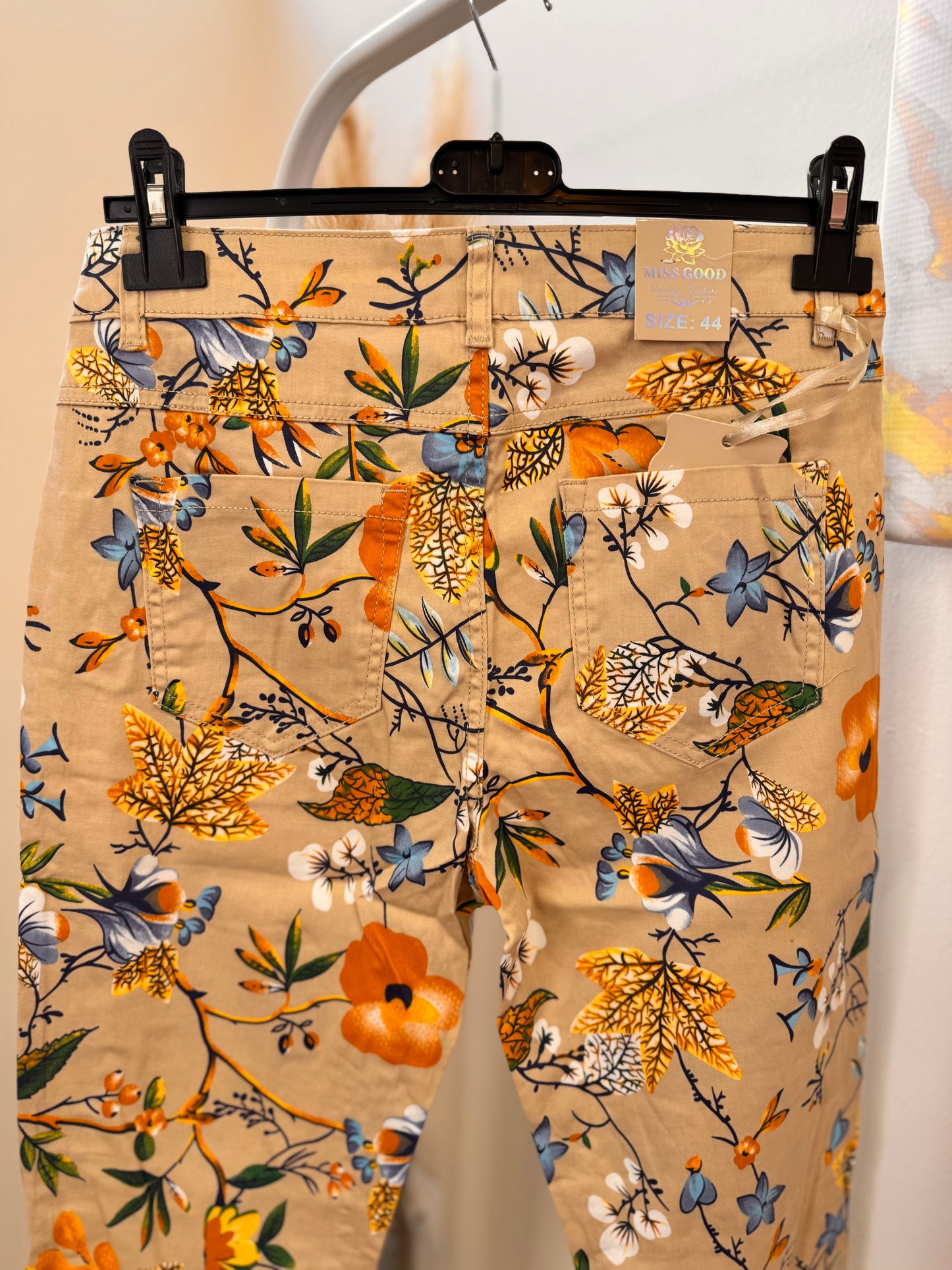 Floral Beige-Plus Size Pant