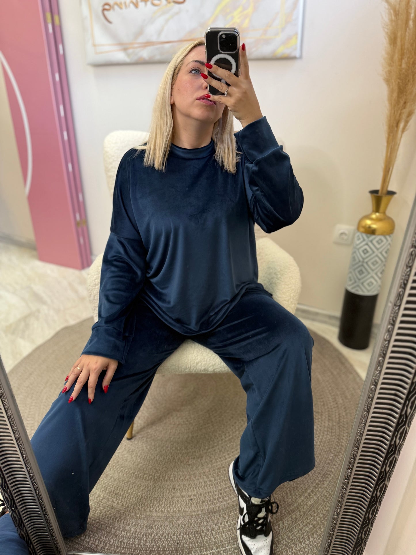Velvet Set