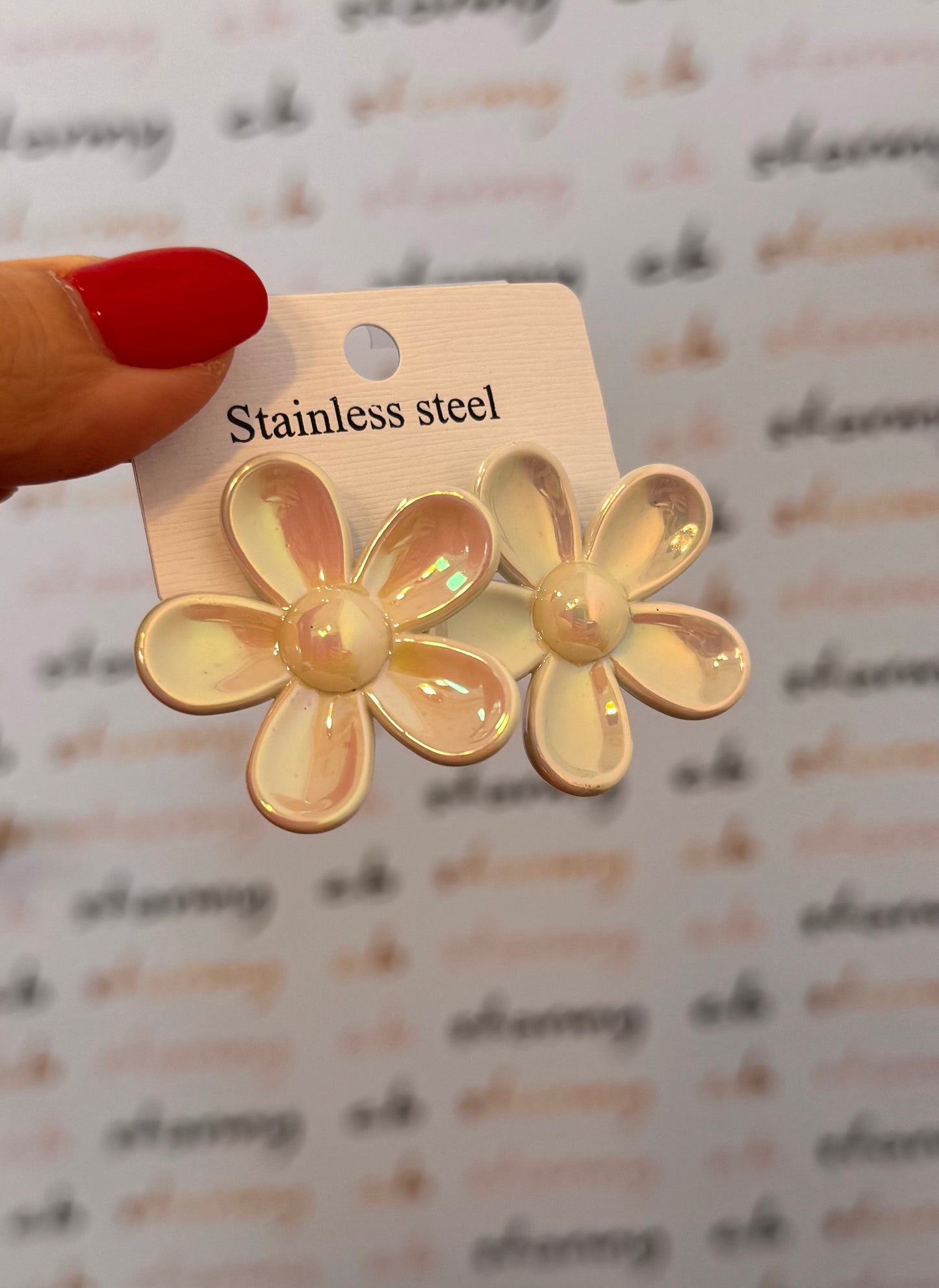 Daisy Pearl Earrings