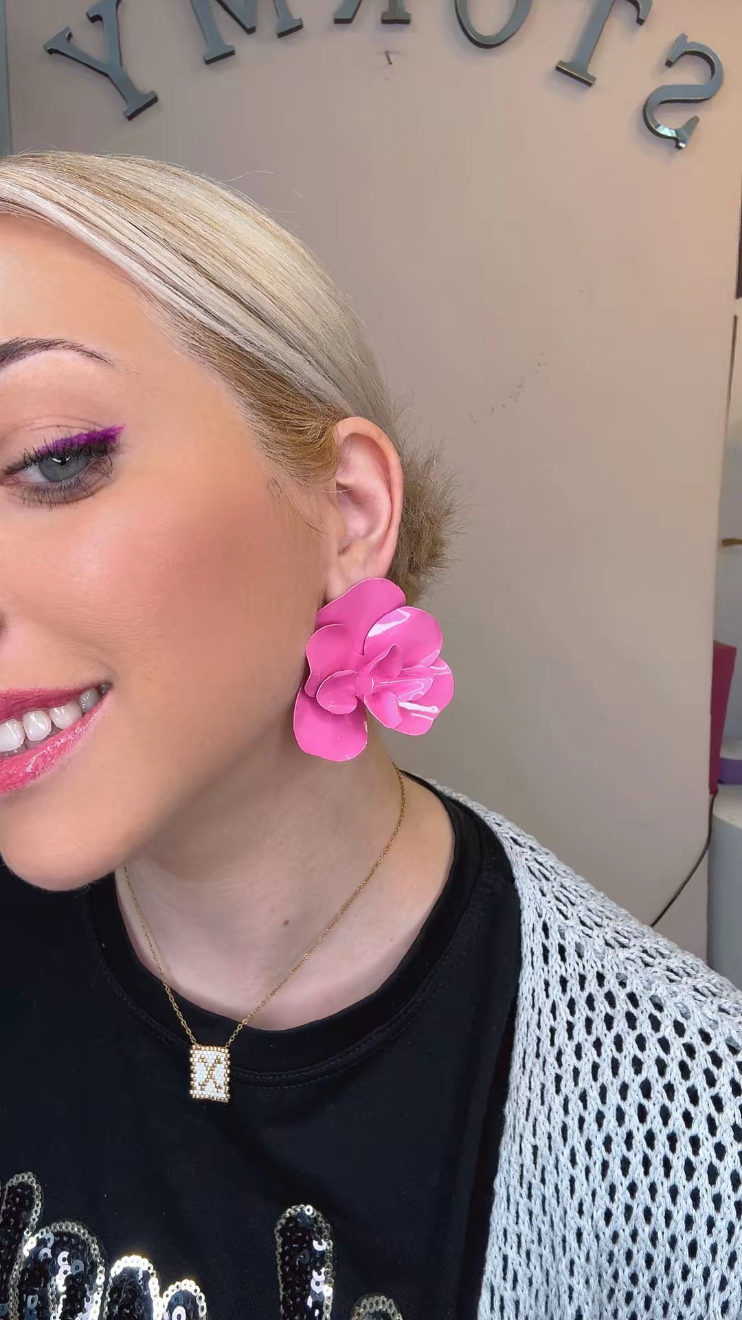 Flower Earrings Fuchsia