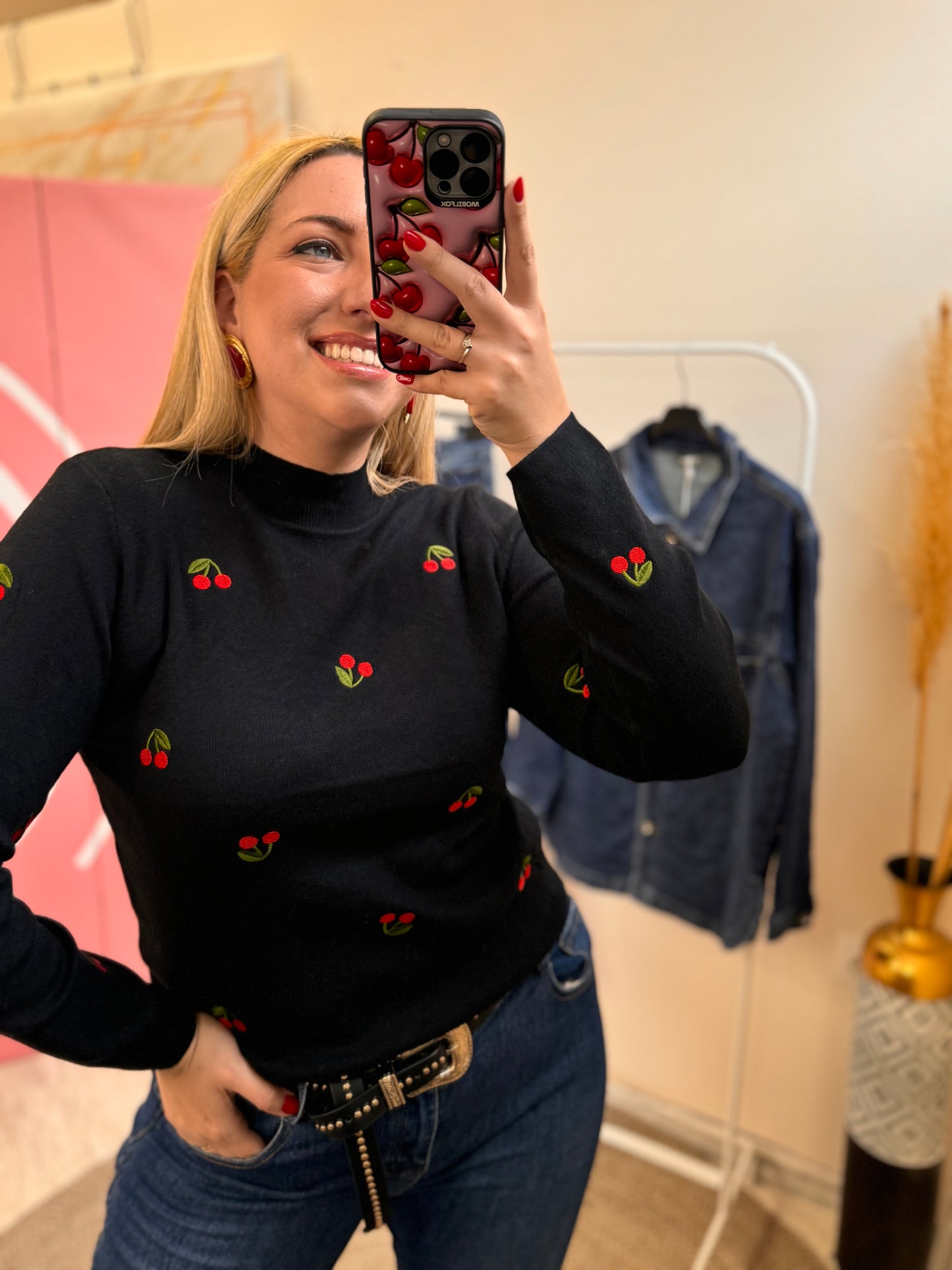 CHERRY LOVE