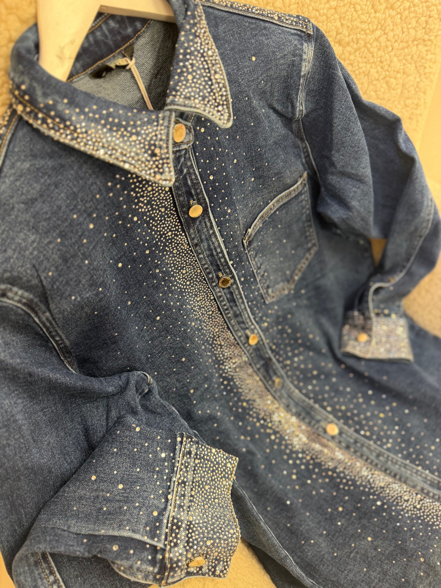 Eleanor’s Strass Jacket