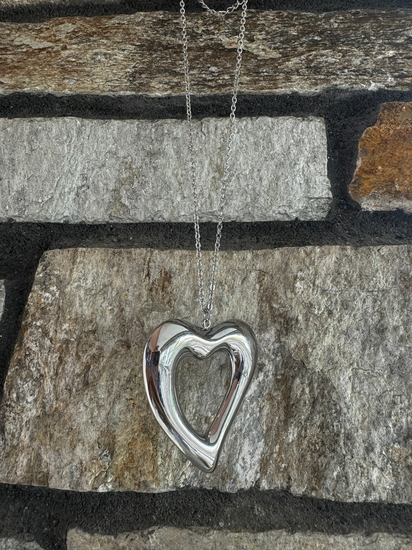 HEART NECKLACE