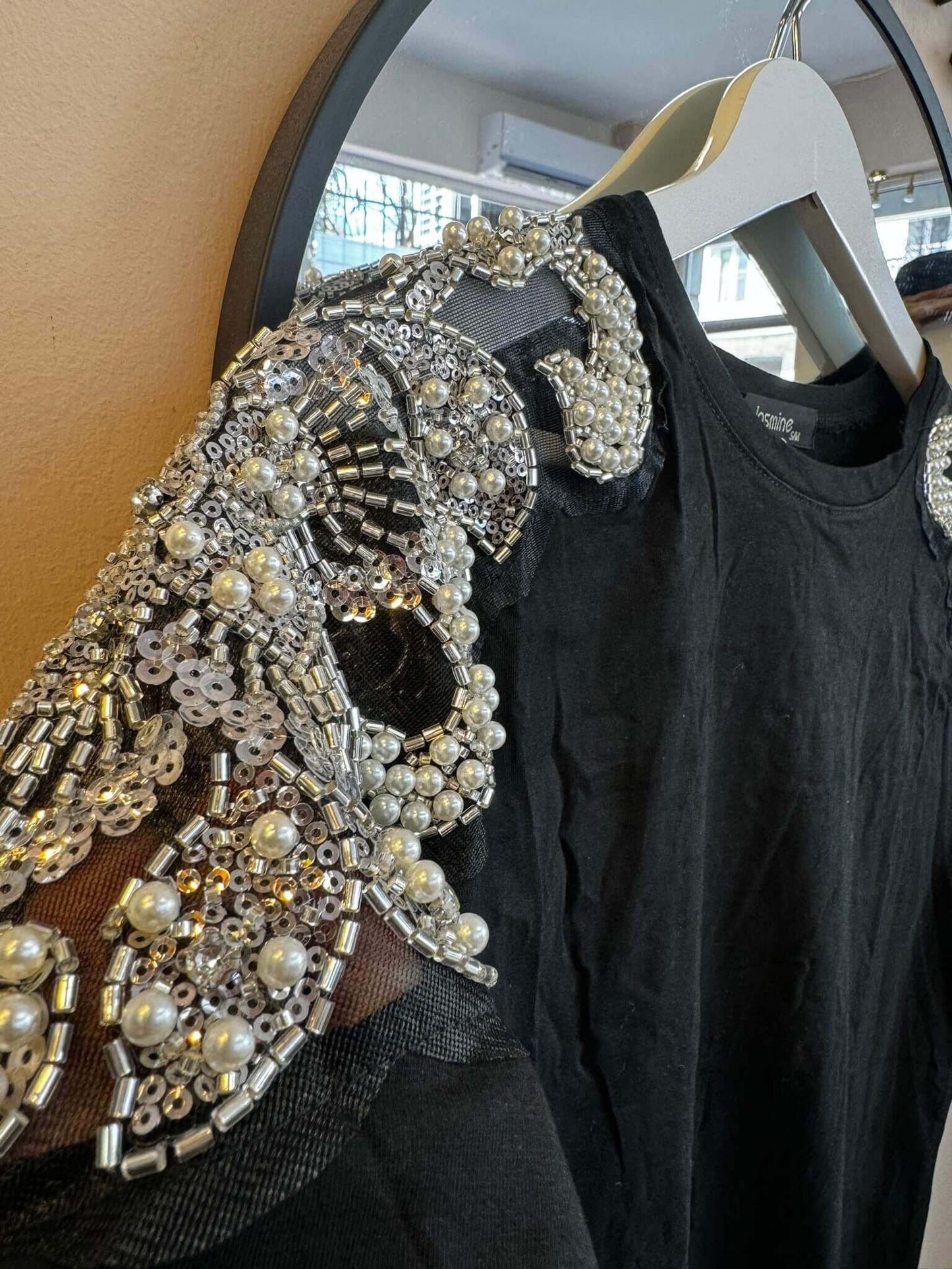 T-SHIRT WITH STRASS C-THROU