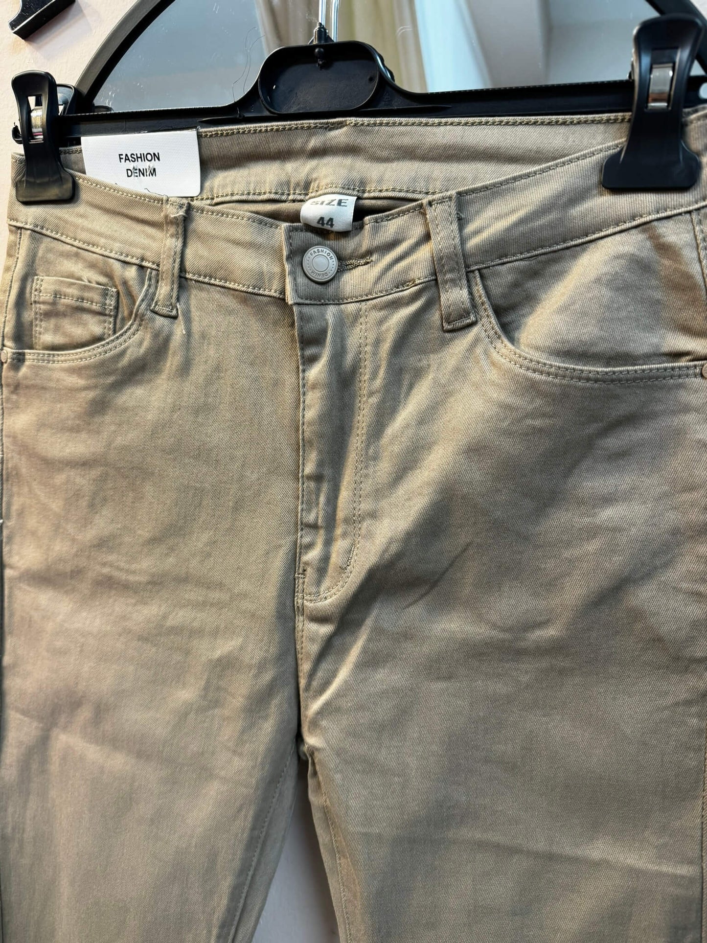 PUSH UP PANTS