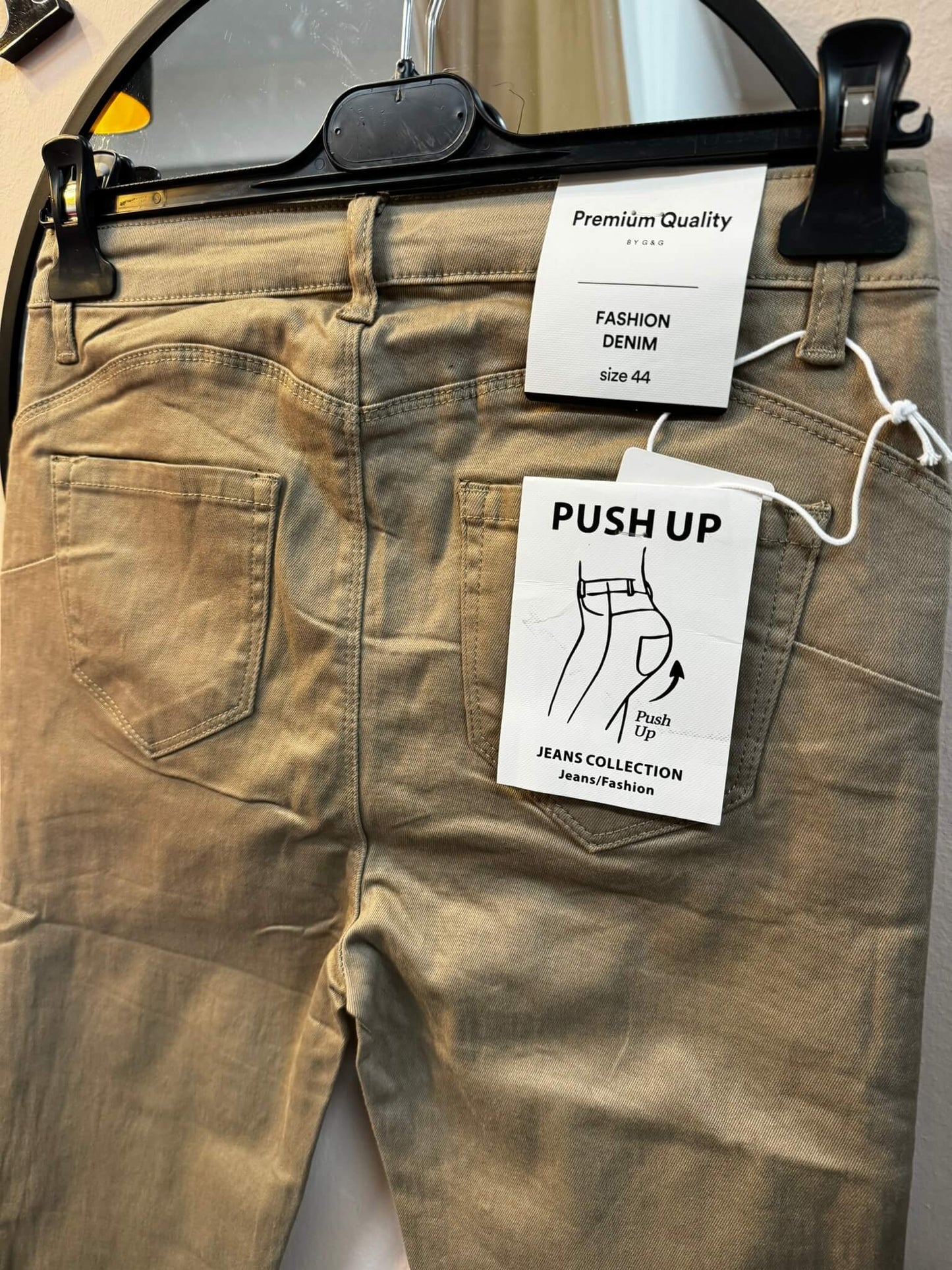 PUSH UP PANTS