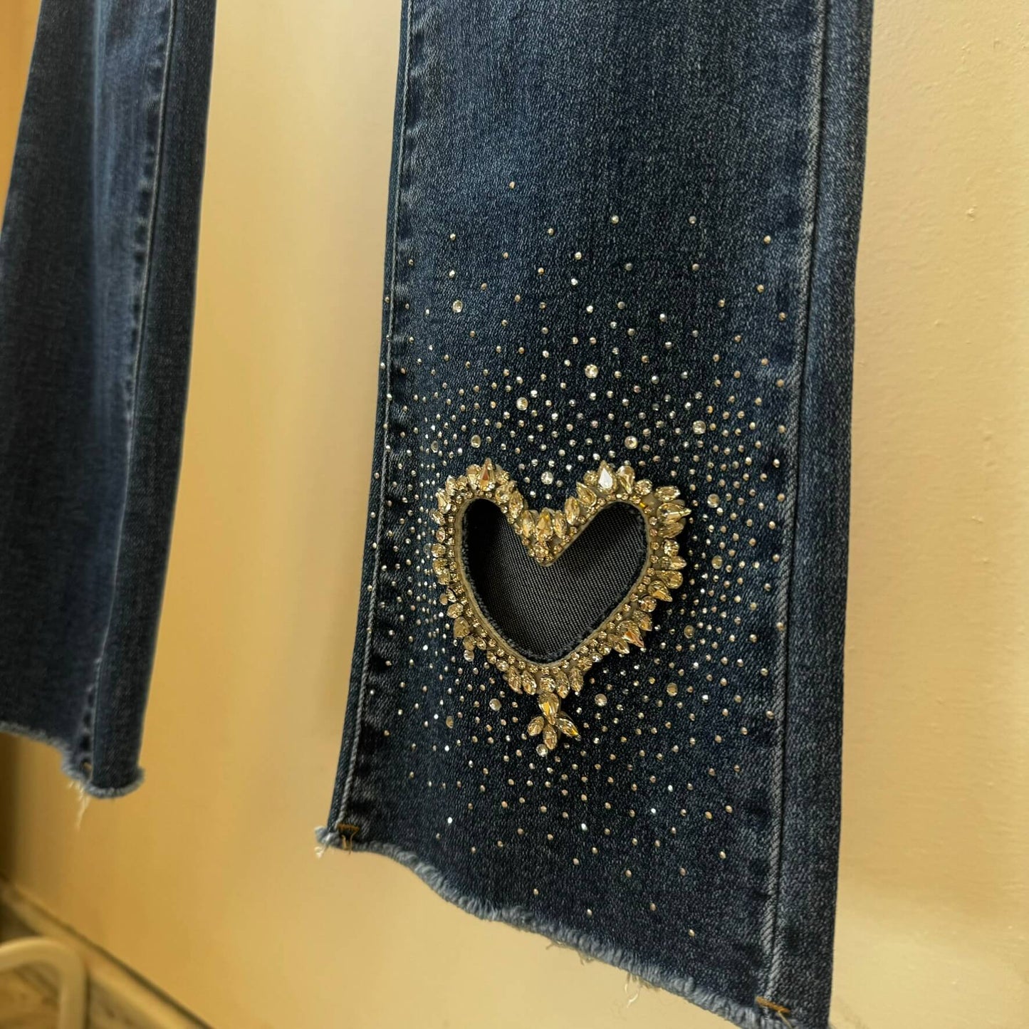 JEAN DOWN HEART