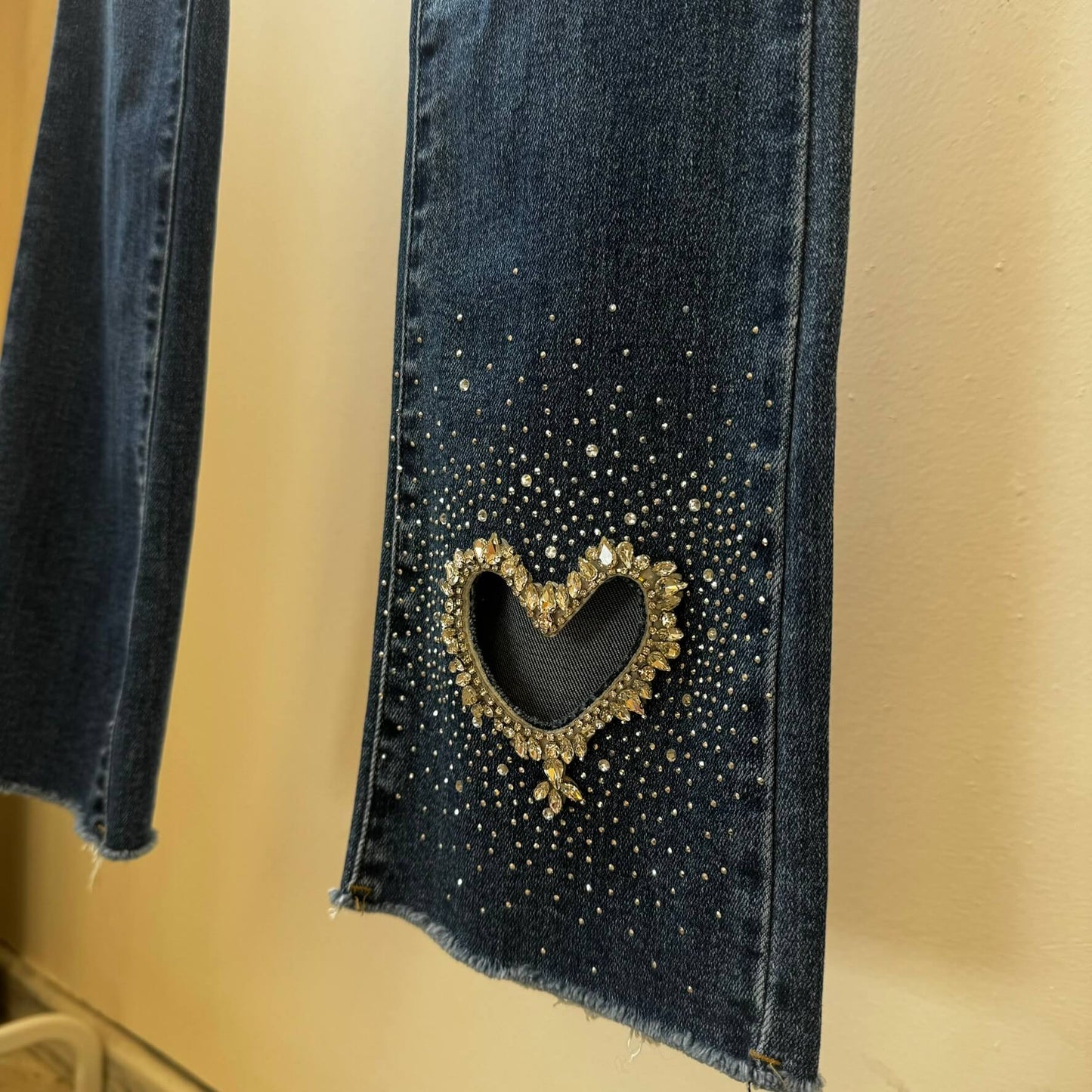 JEAN DOWN HEART