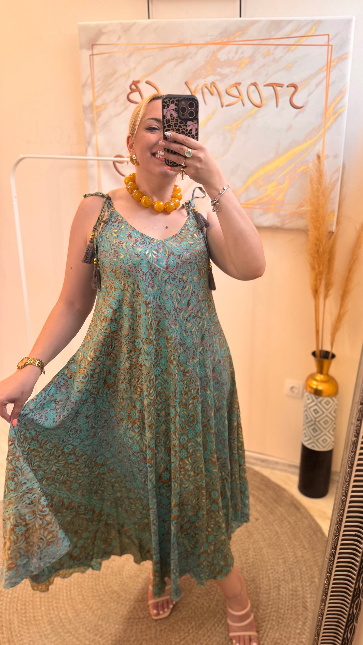 Magic Dress