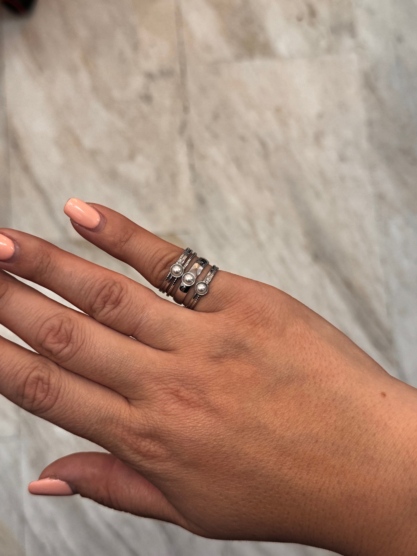 Messy Ring