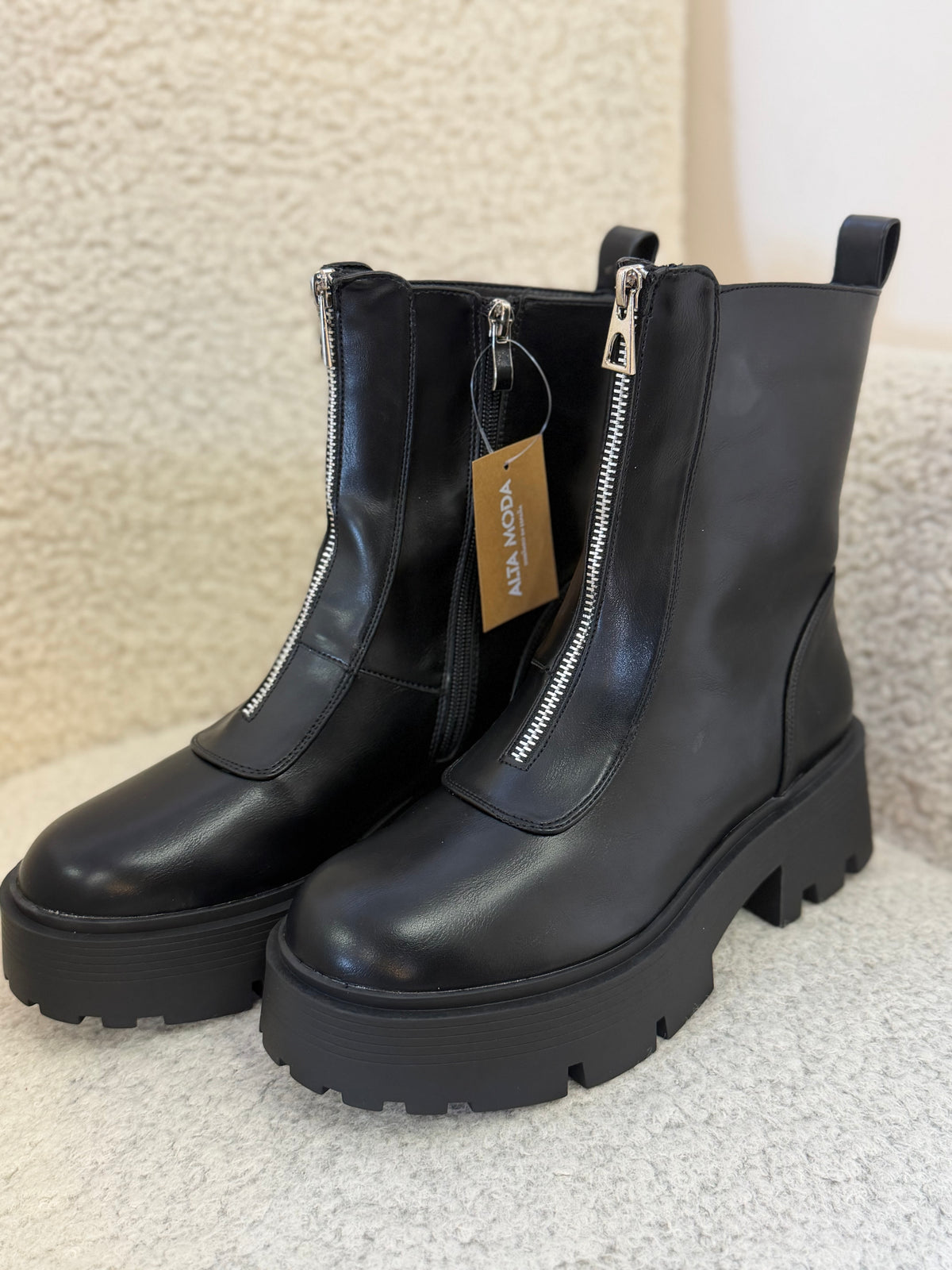 Cunky Boots