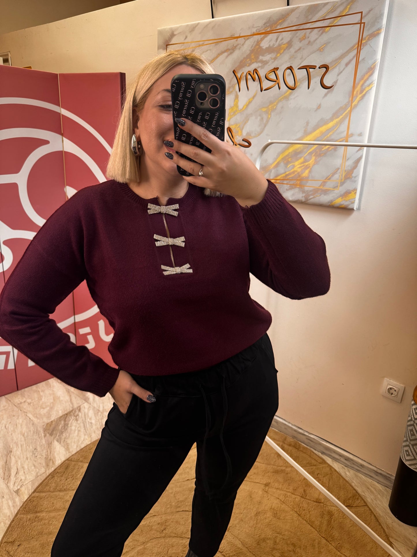 Πλεκτό με φιογκάκια