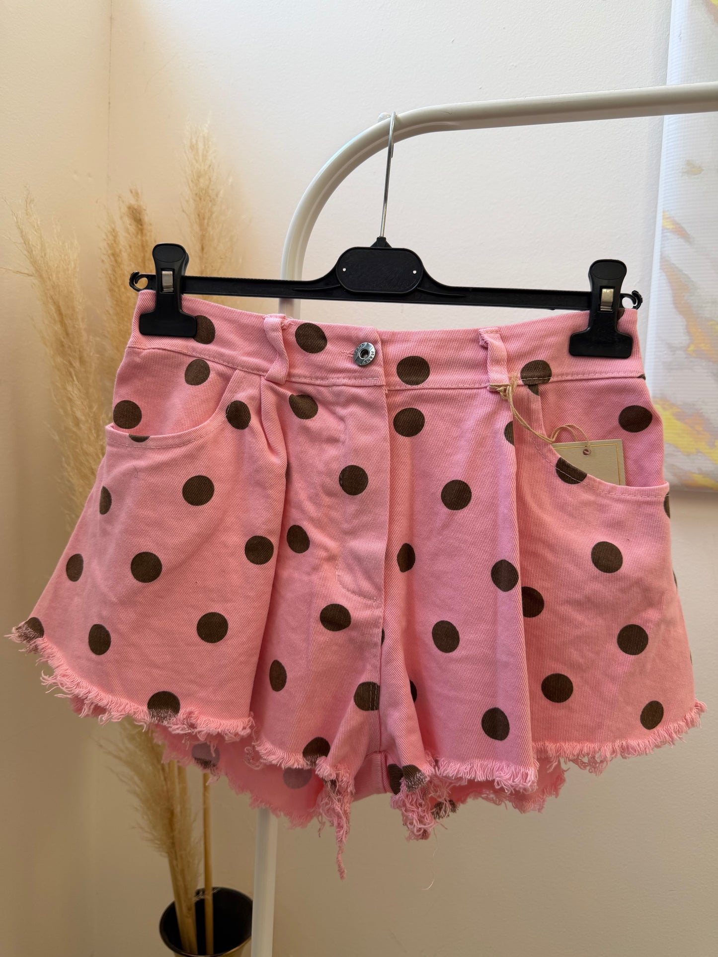Polka dots shorts