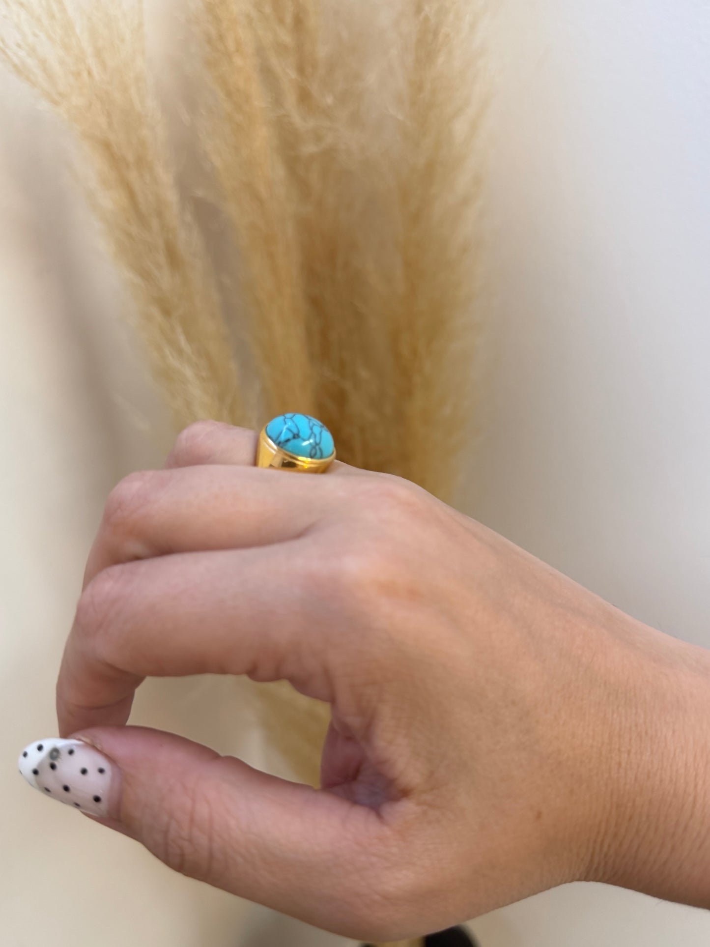 Mina ring