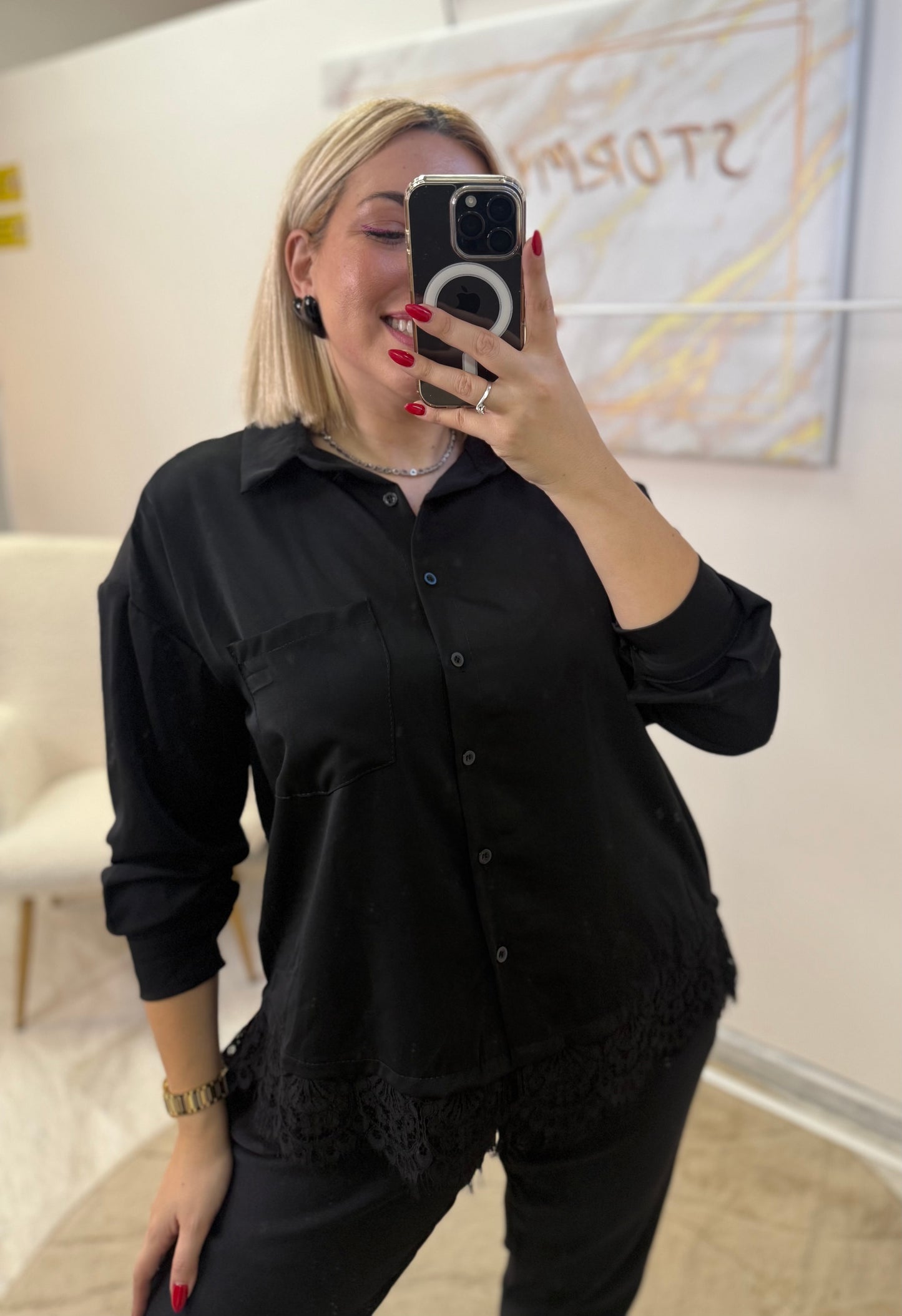 Δαντέλα Πουκάμισο