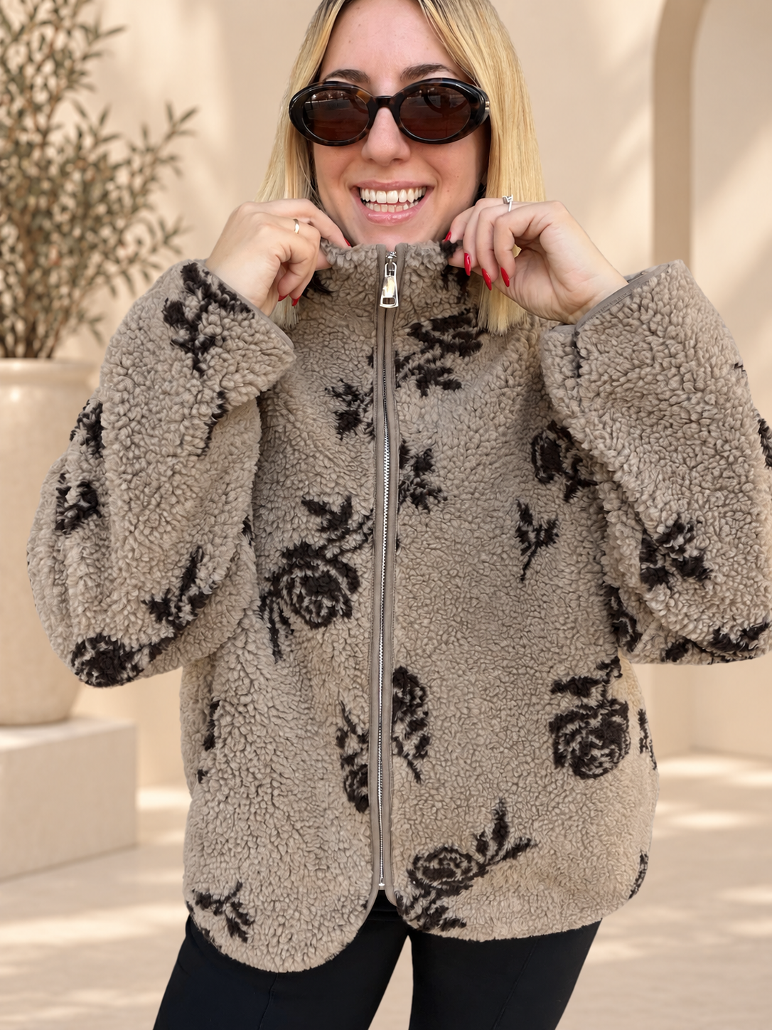 Rosie Teddy Jacket 🌹