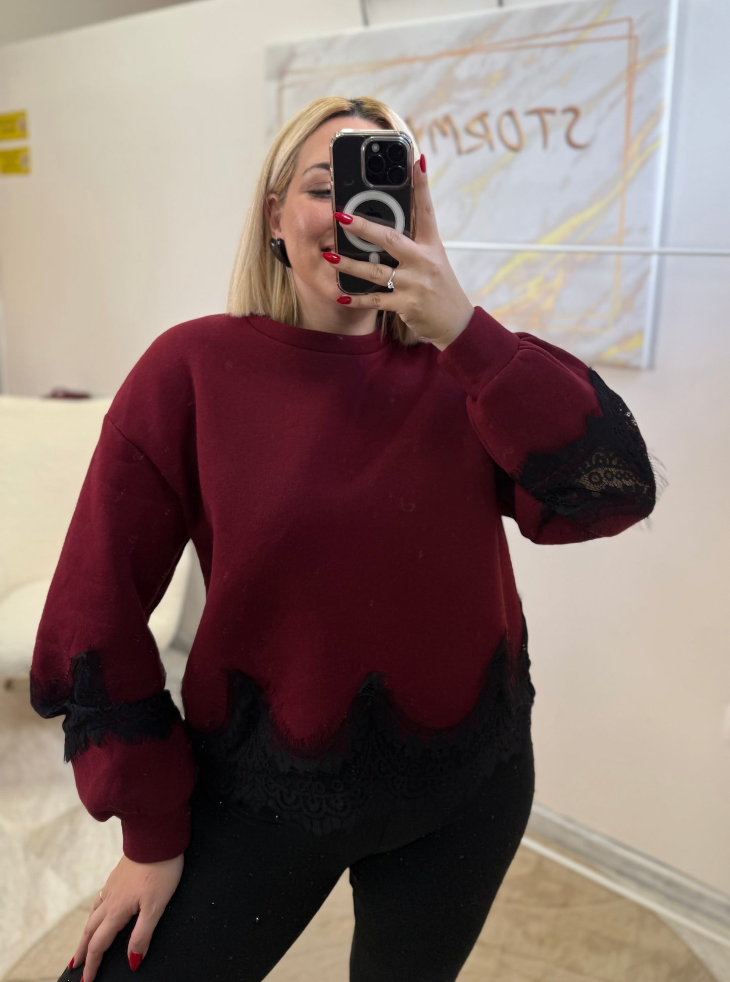 Φούτερ Δαντέλα