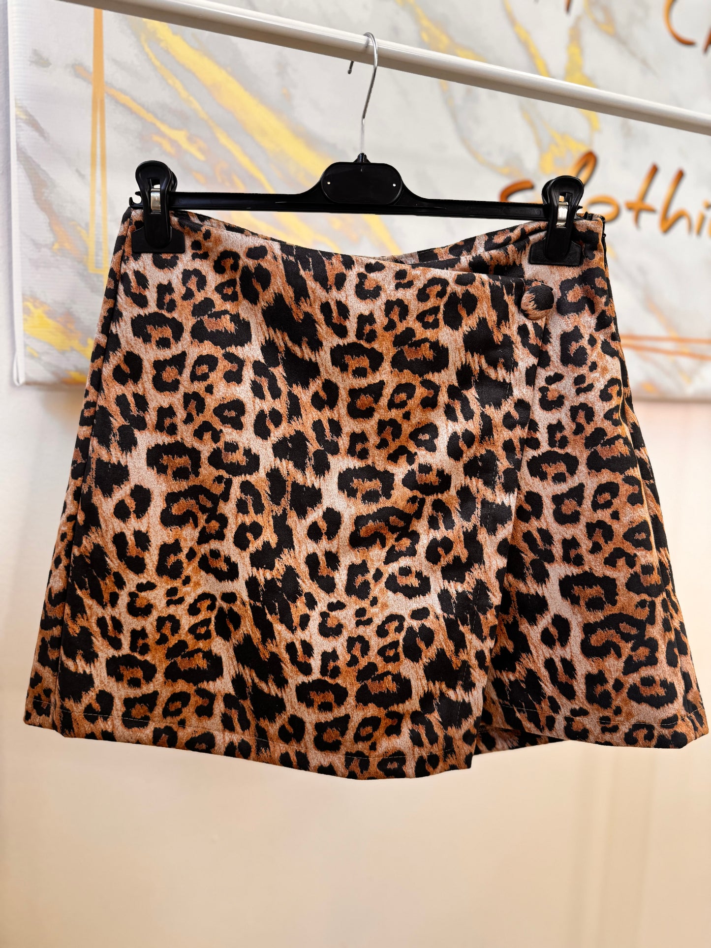 Σορτσοφουστακι Λεοπάρ