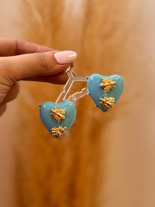 Hearts & Bee 🐝 Earrings Baby Blue