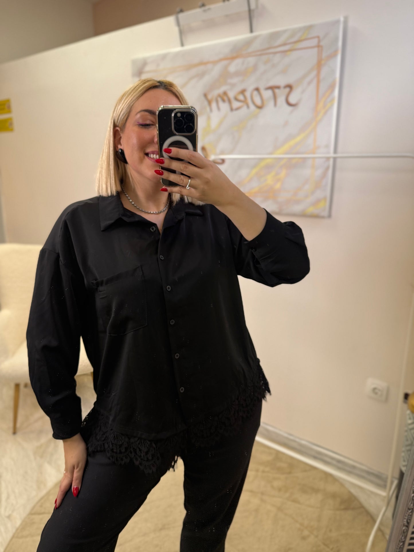 Δαντέλα Πουκάμισο