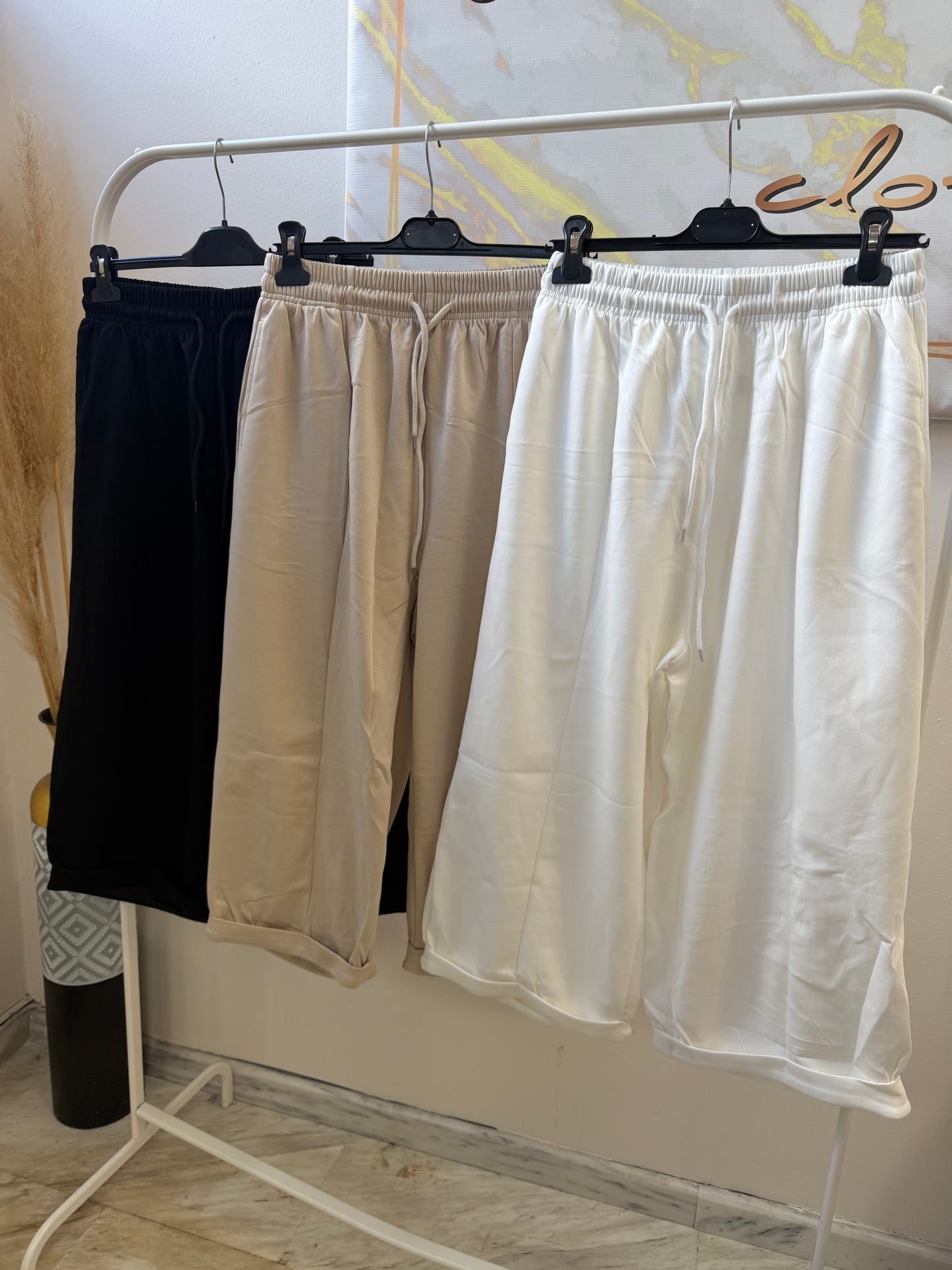 Lucia Pant