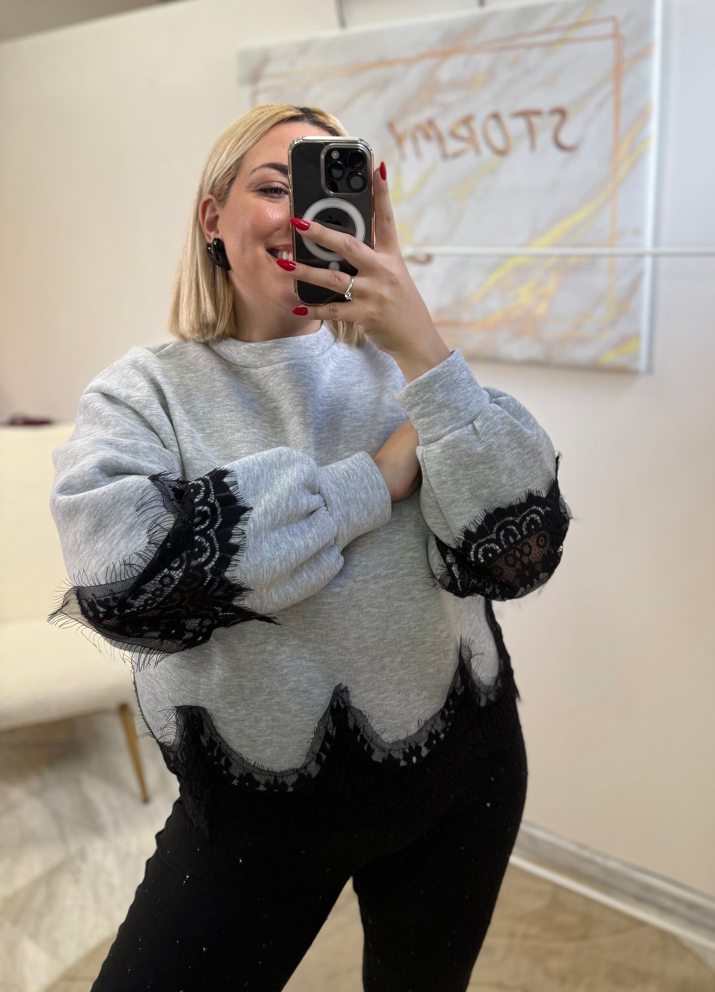 Φούτερ Δαντέλα